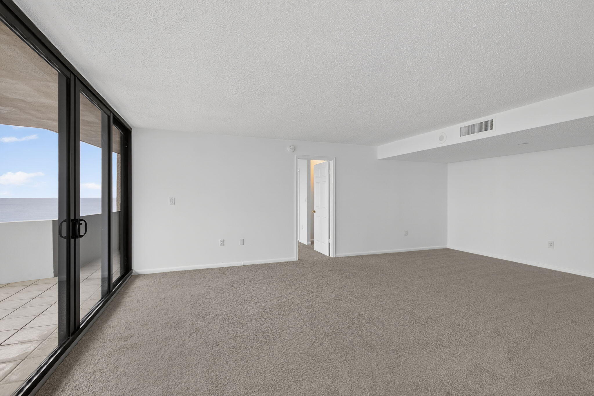 MLS #R11146392 image #8