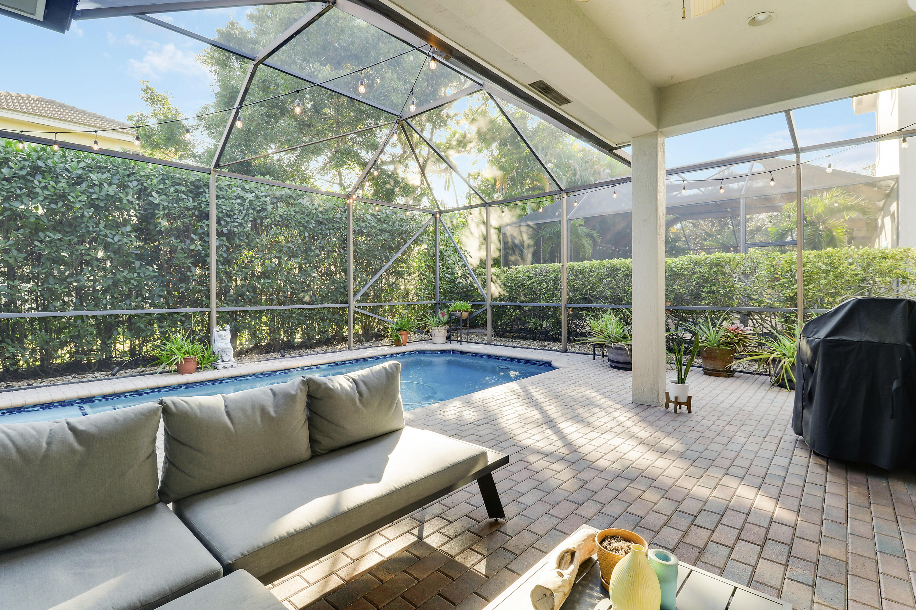 MLS #R11146435 image #23