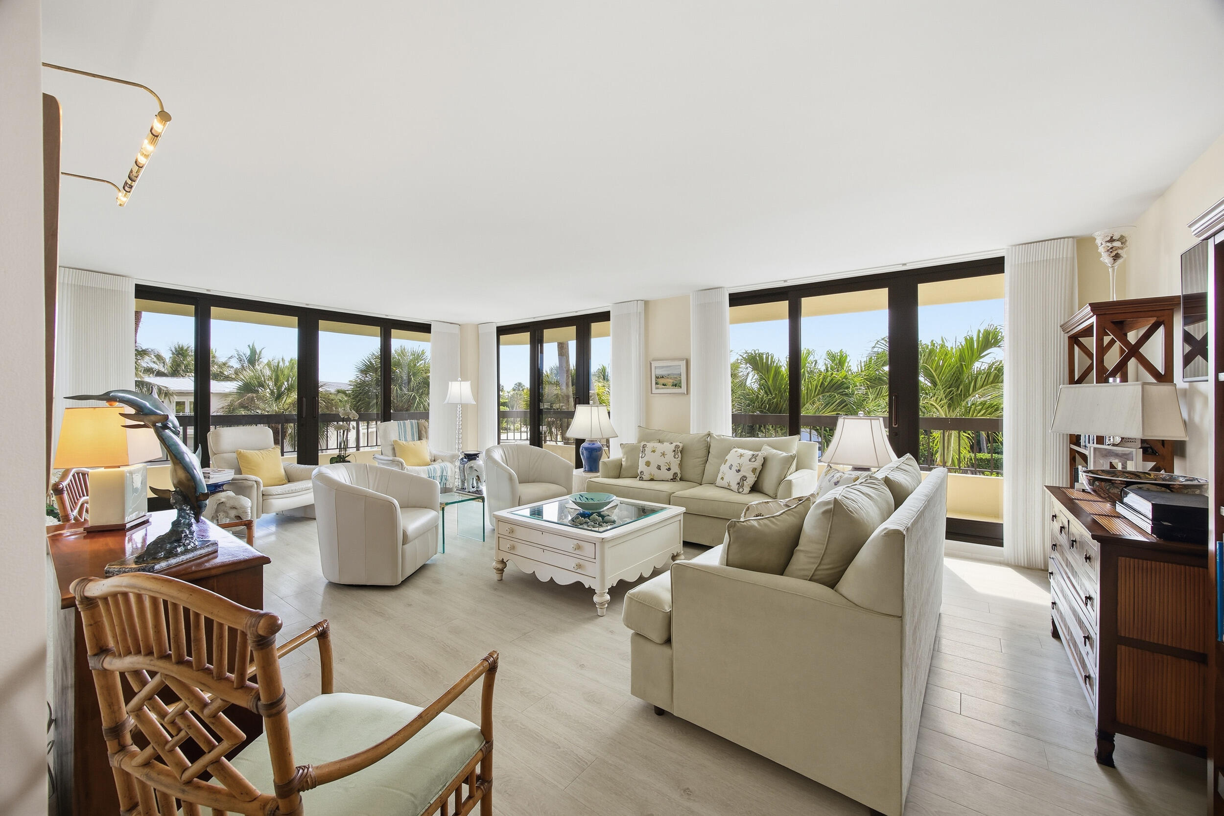 MLS #R11146438 image #1