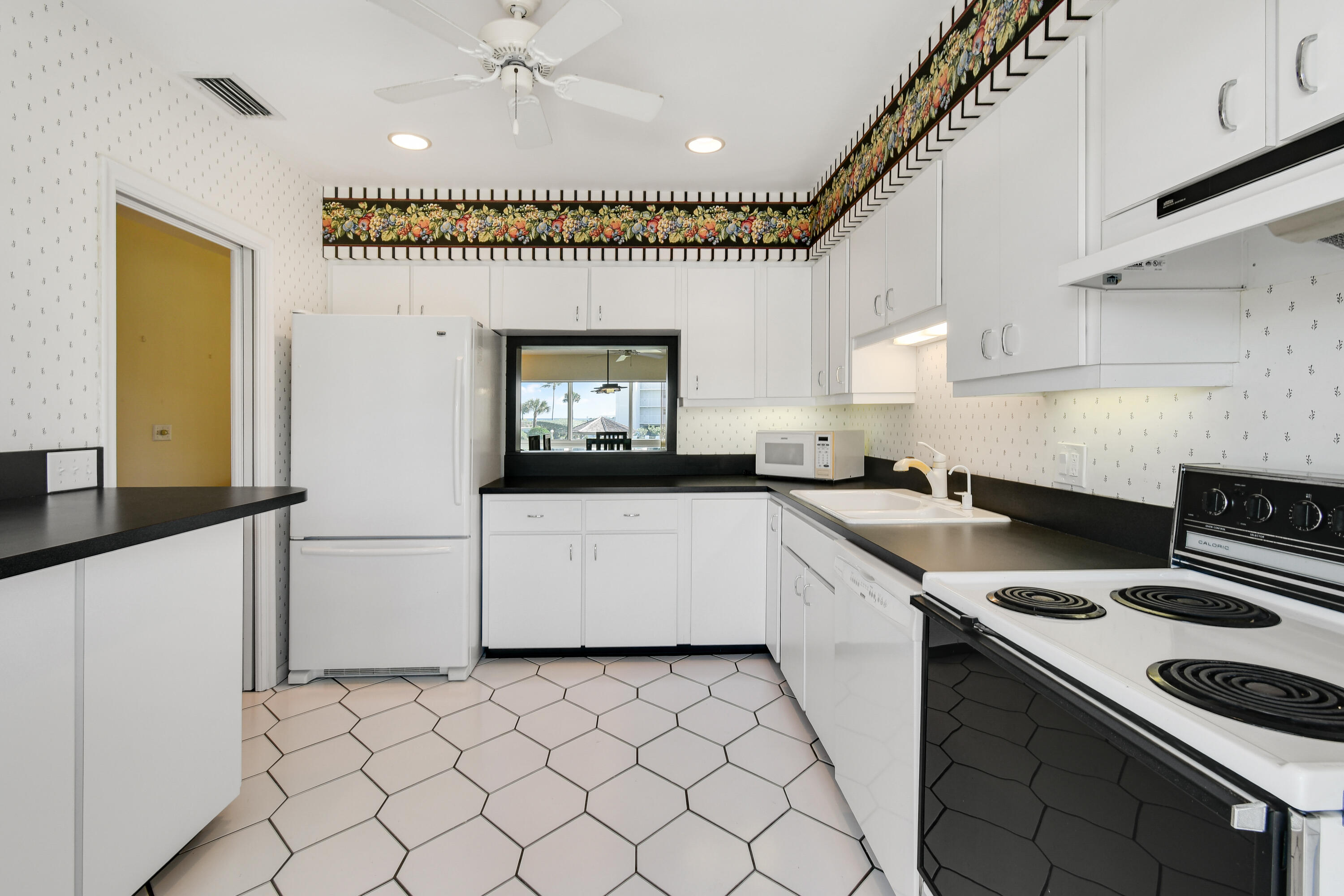 MLS #R11146467 image #8