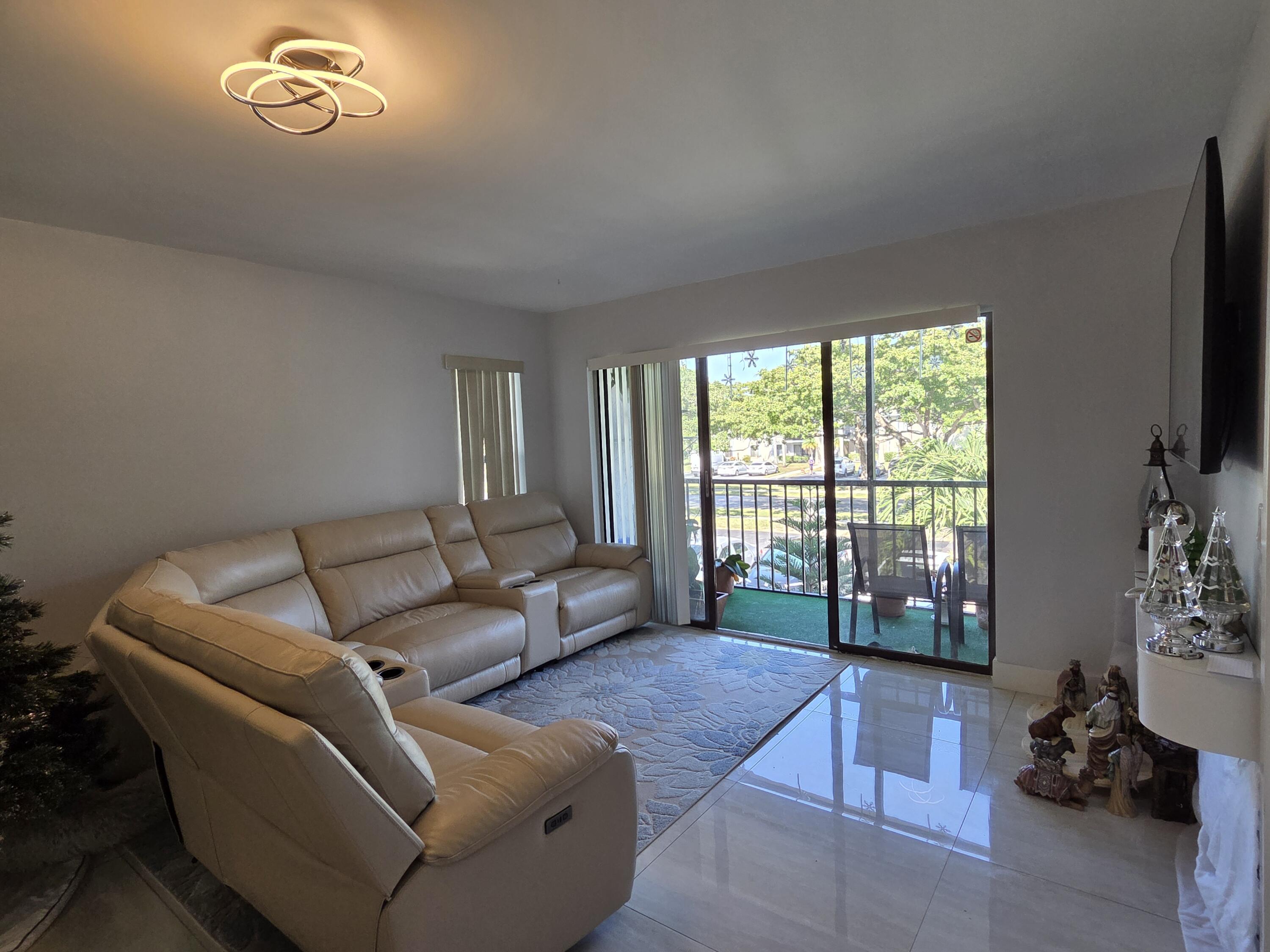 MLS #R11146723 image #2