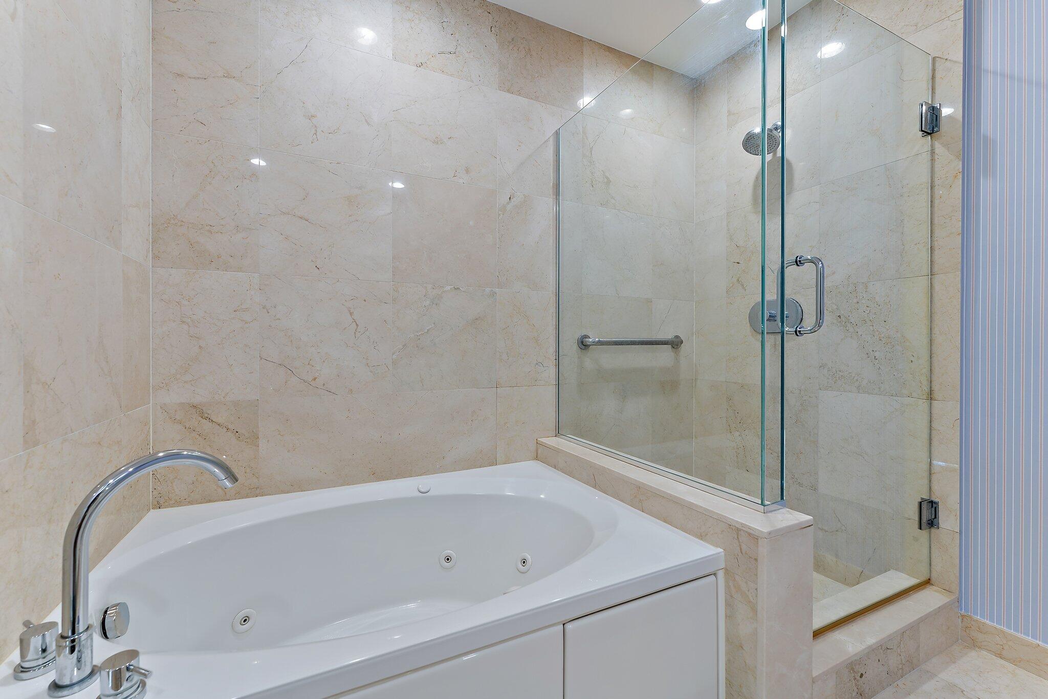 MLS #R11146742 image #8