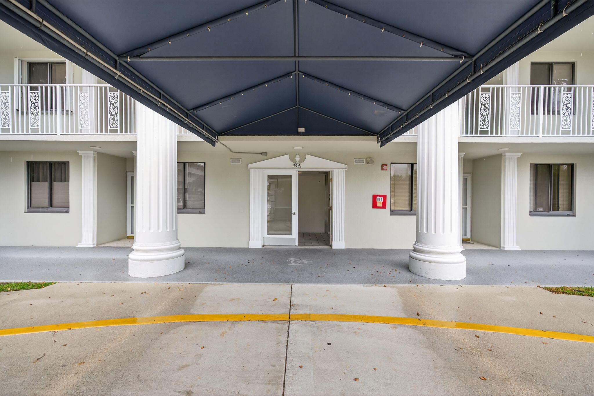 MLS #R11146791 image #1