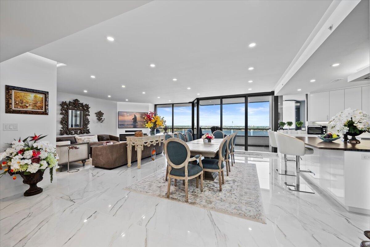 MLS #R11146906 image #3