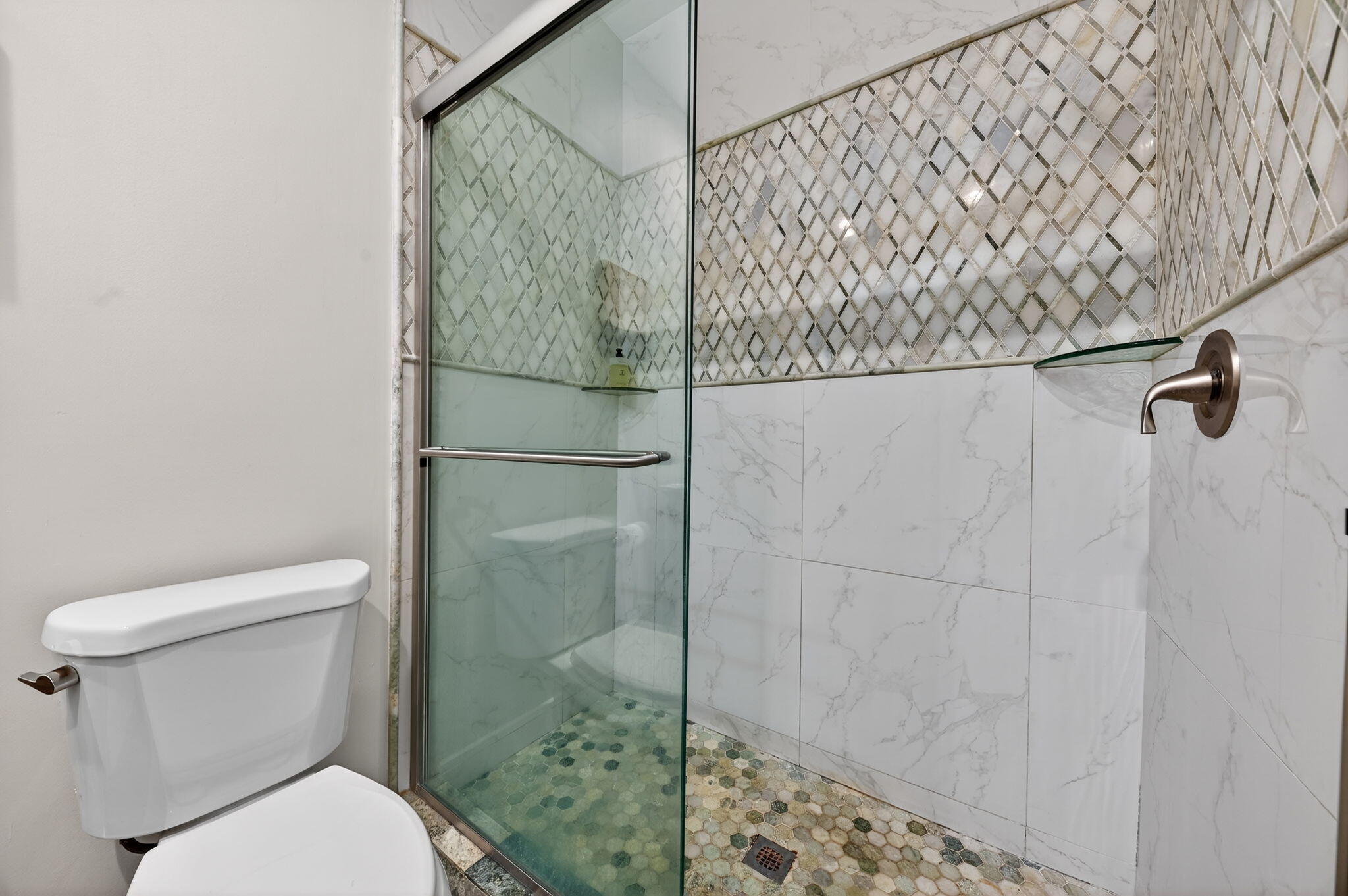 MLS #R11147155 image #15