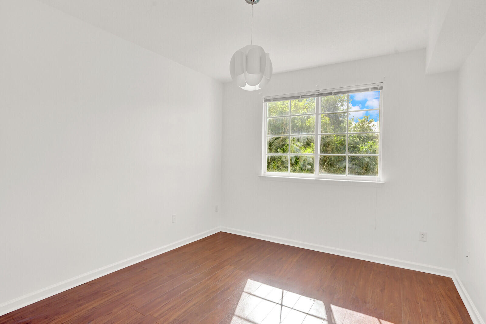 MLS #R11147181 image #20