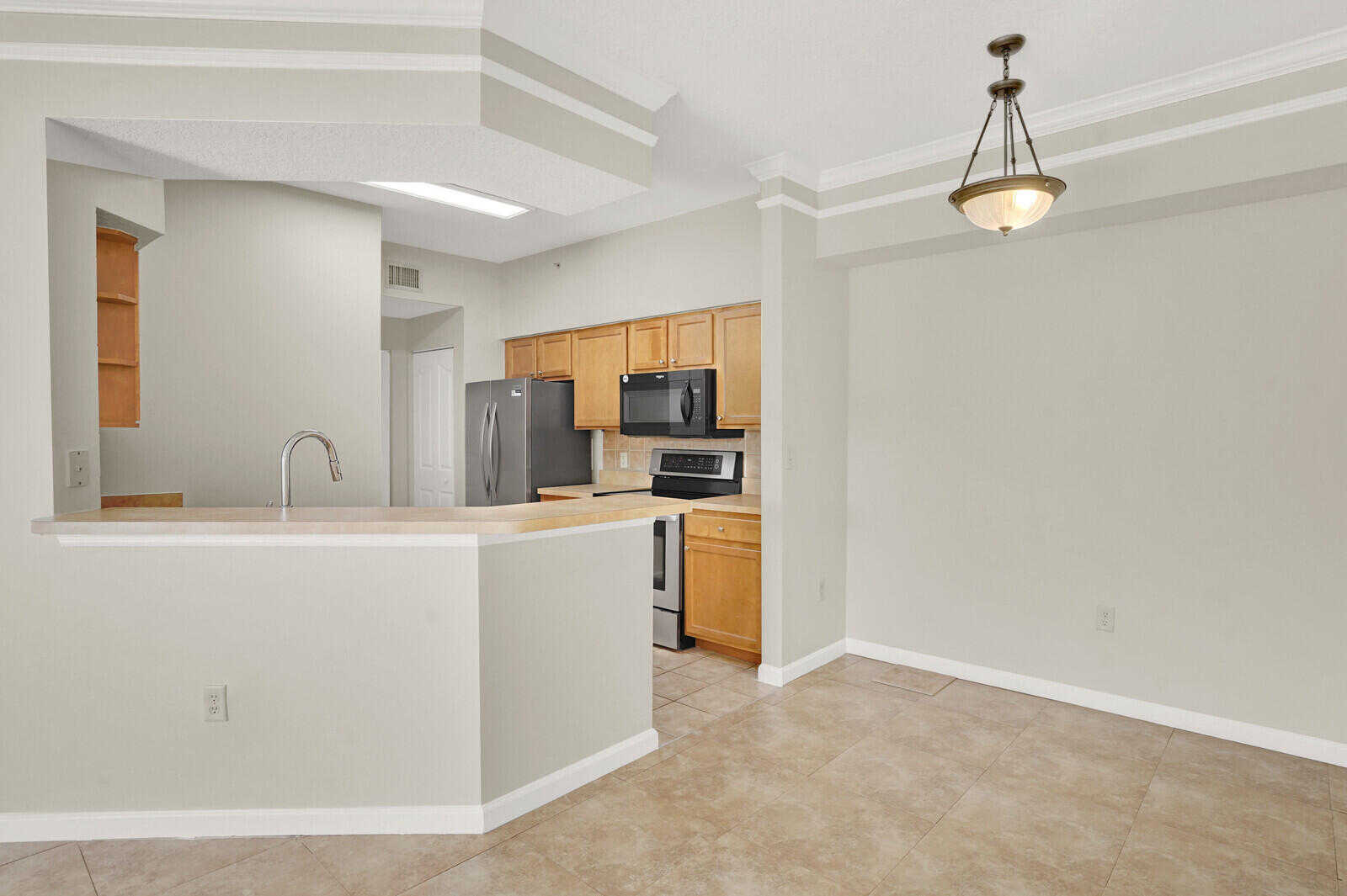 MLS #R11147181 image #6