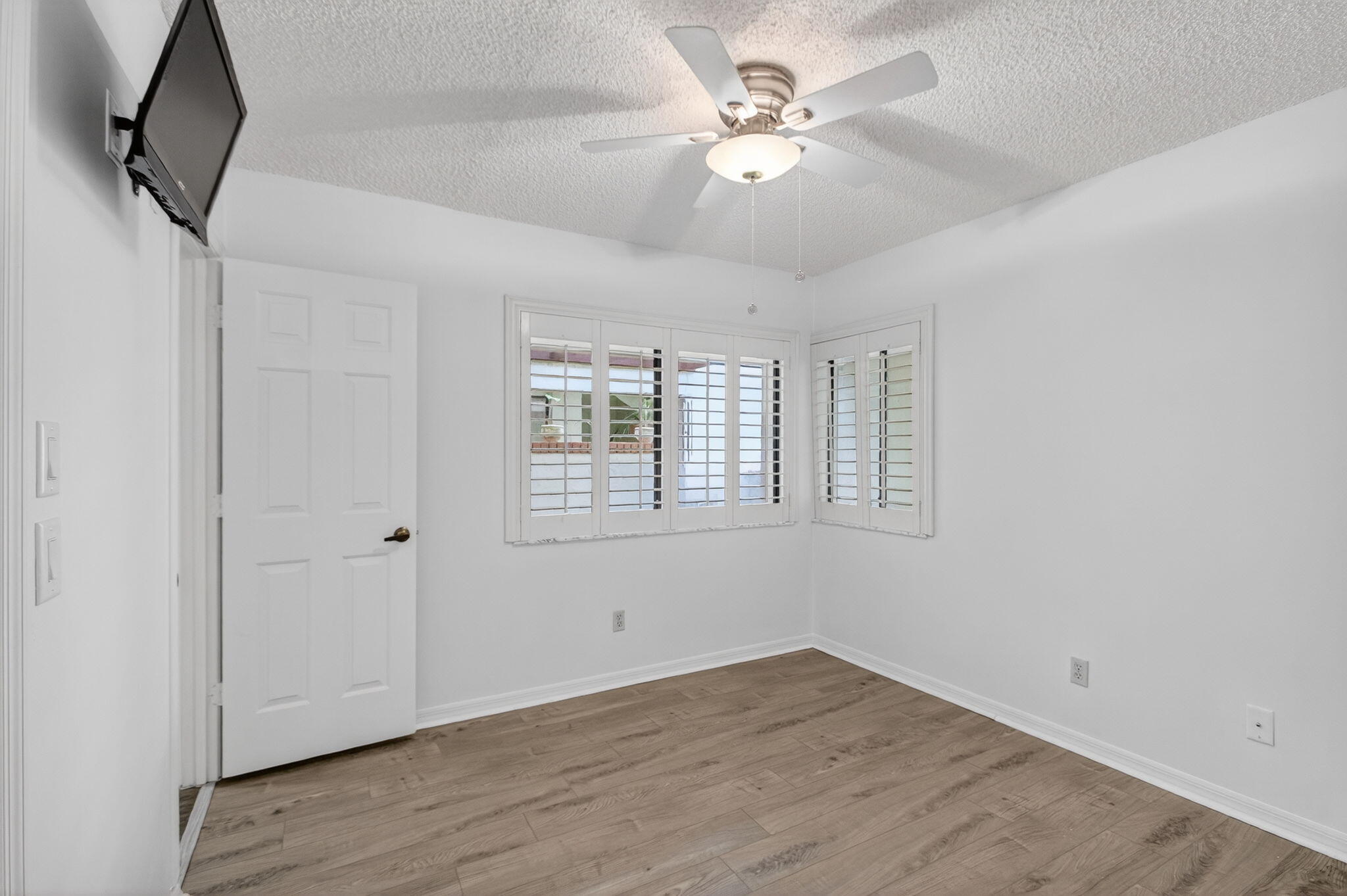 MLS #R11147185 image #23