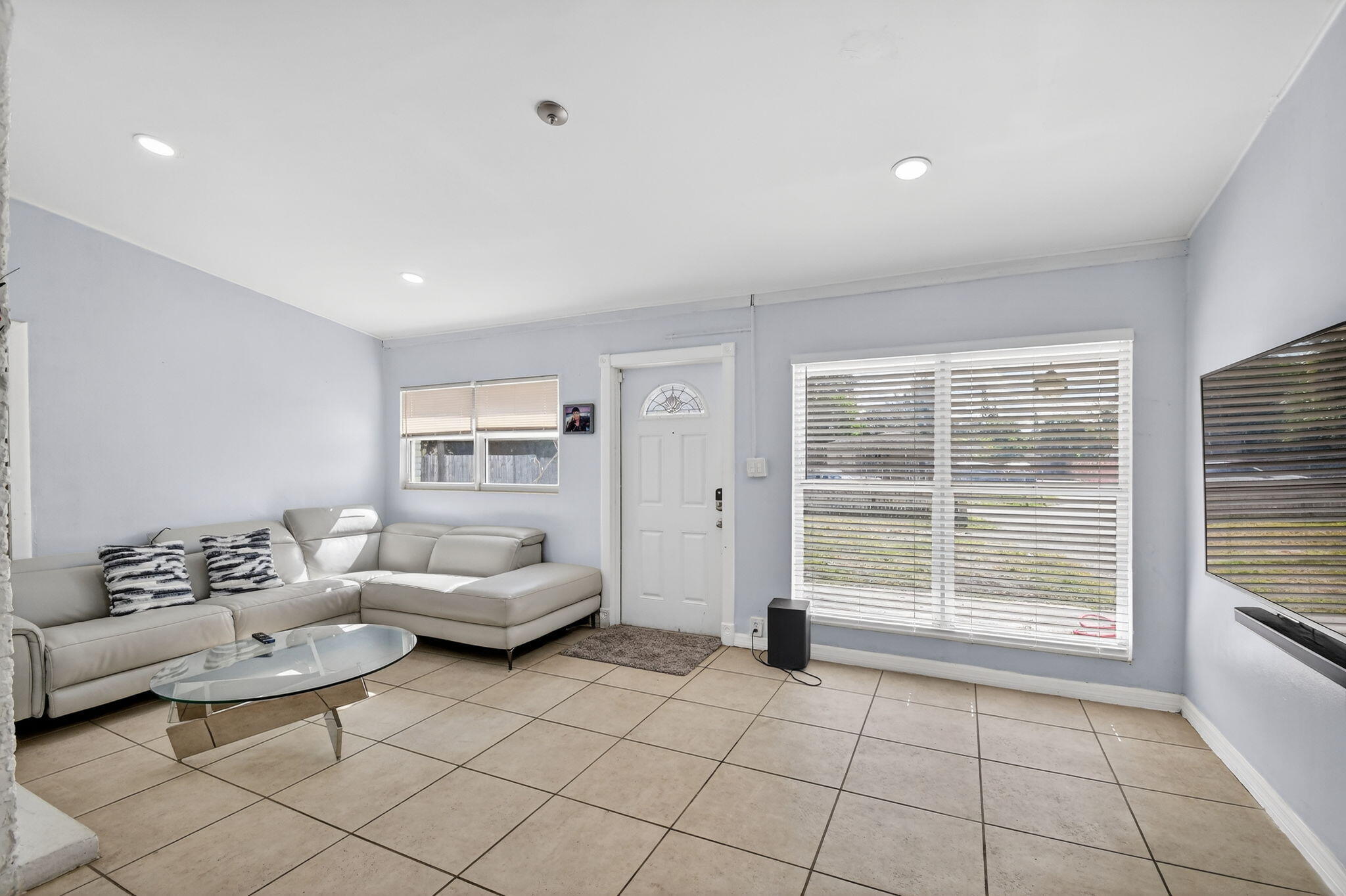 MLS #R11147186 image #15