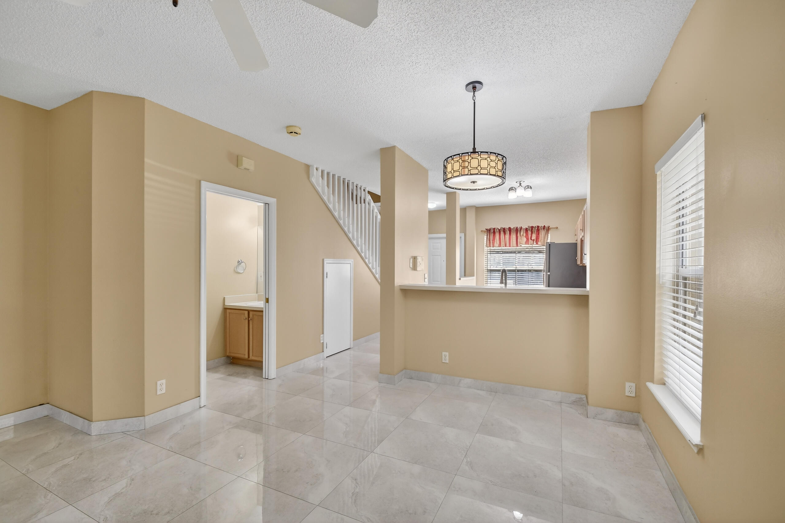 MLS #R11147199 image #14