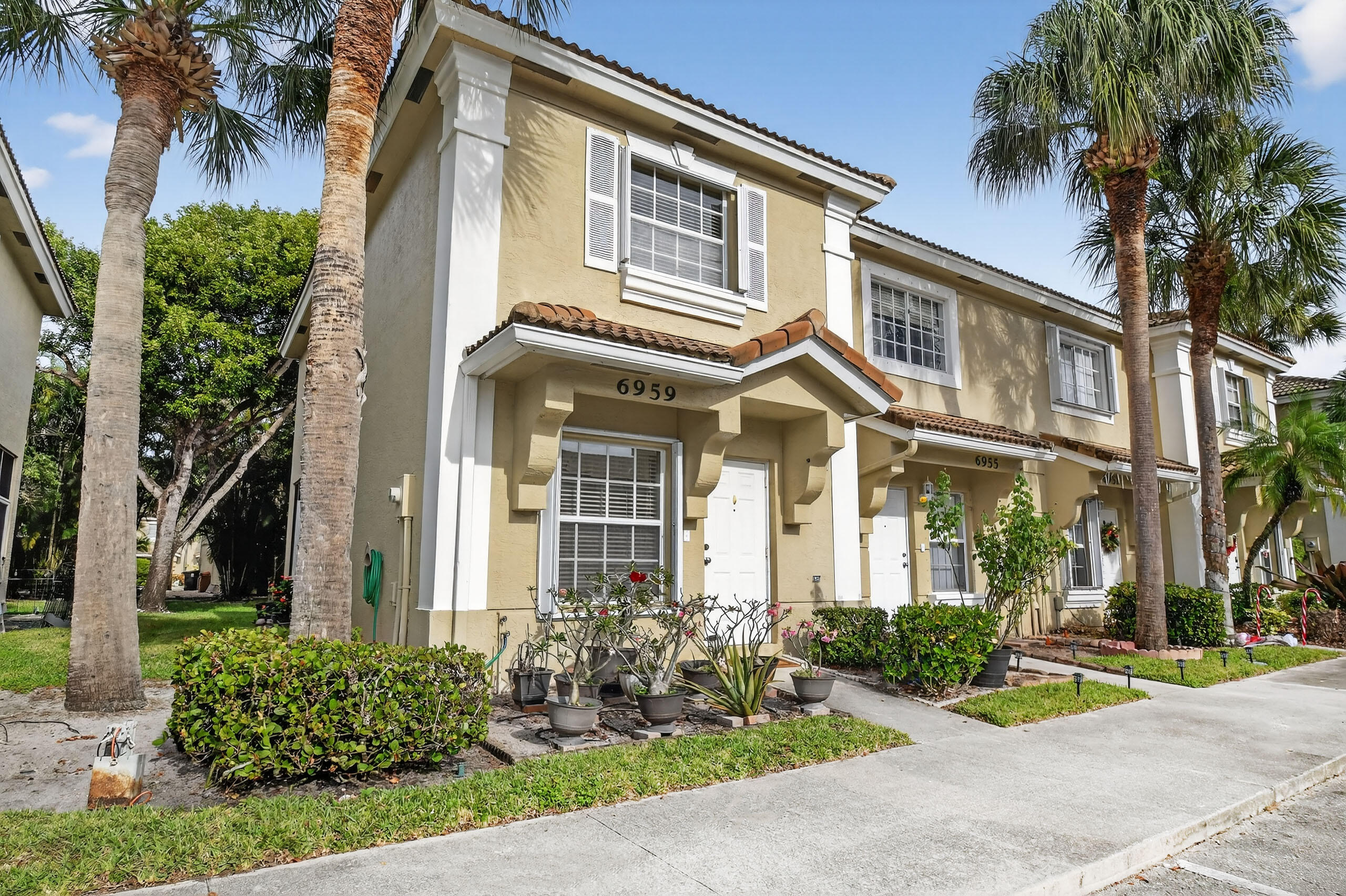 MLS #R11147199 image #2