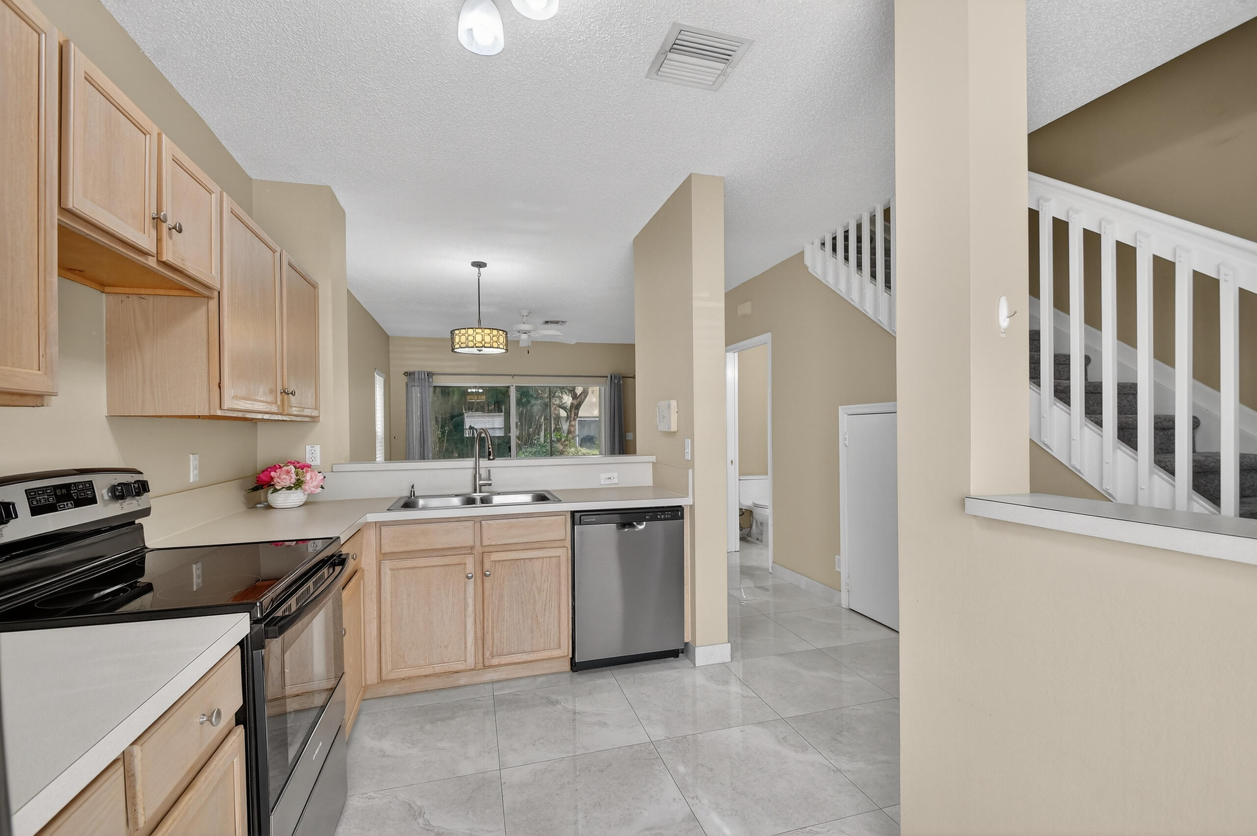 MLS #R11147199 image #8