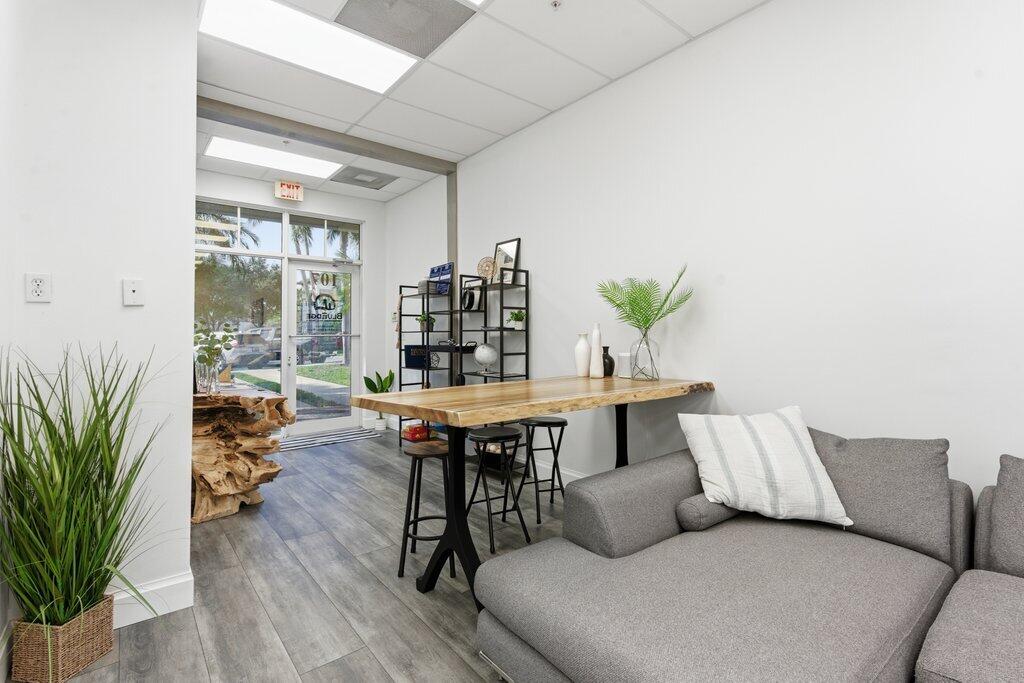 MLS #R11146698 image #22