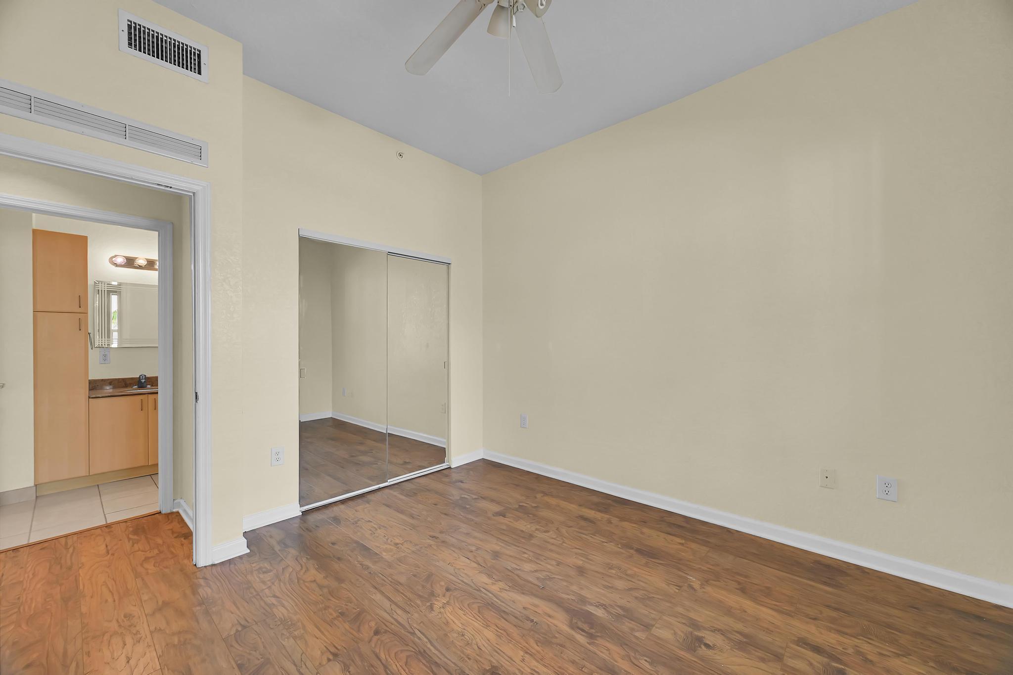 MLS #R11147439 image #34