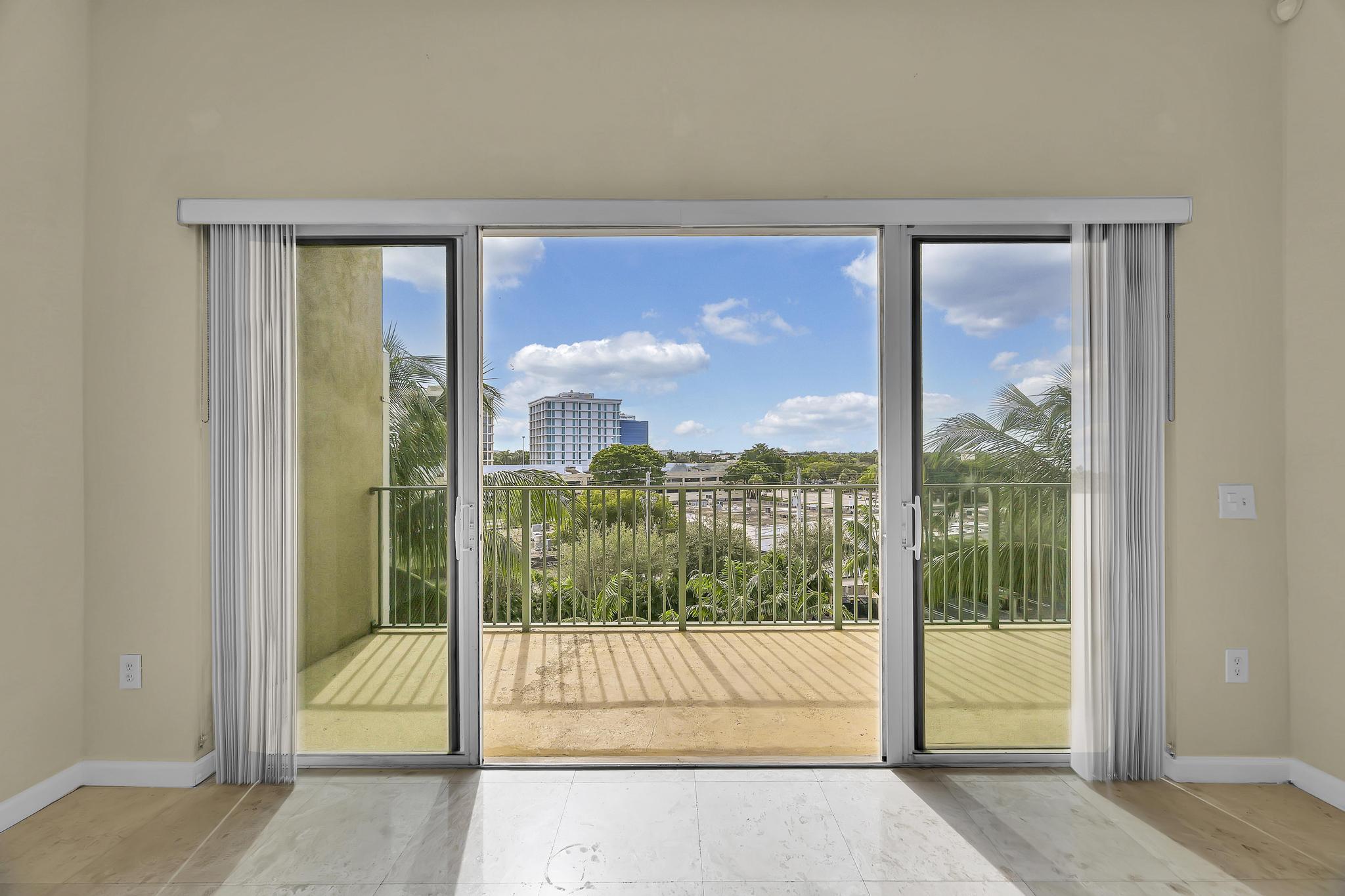 MLS #R11147439 image #9