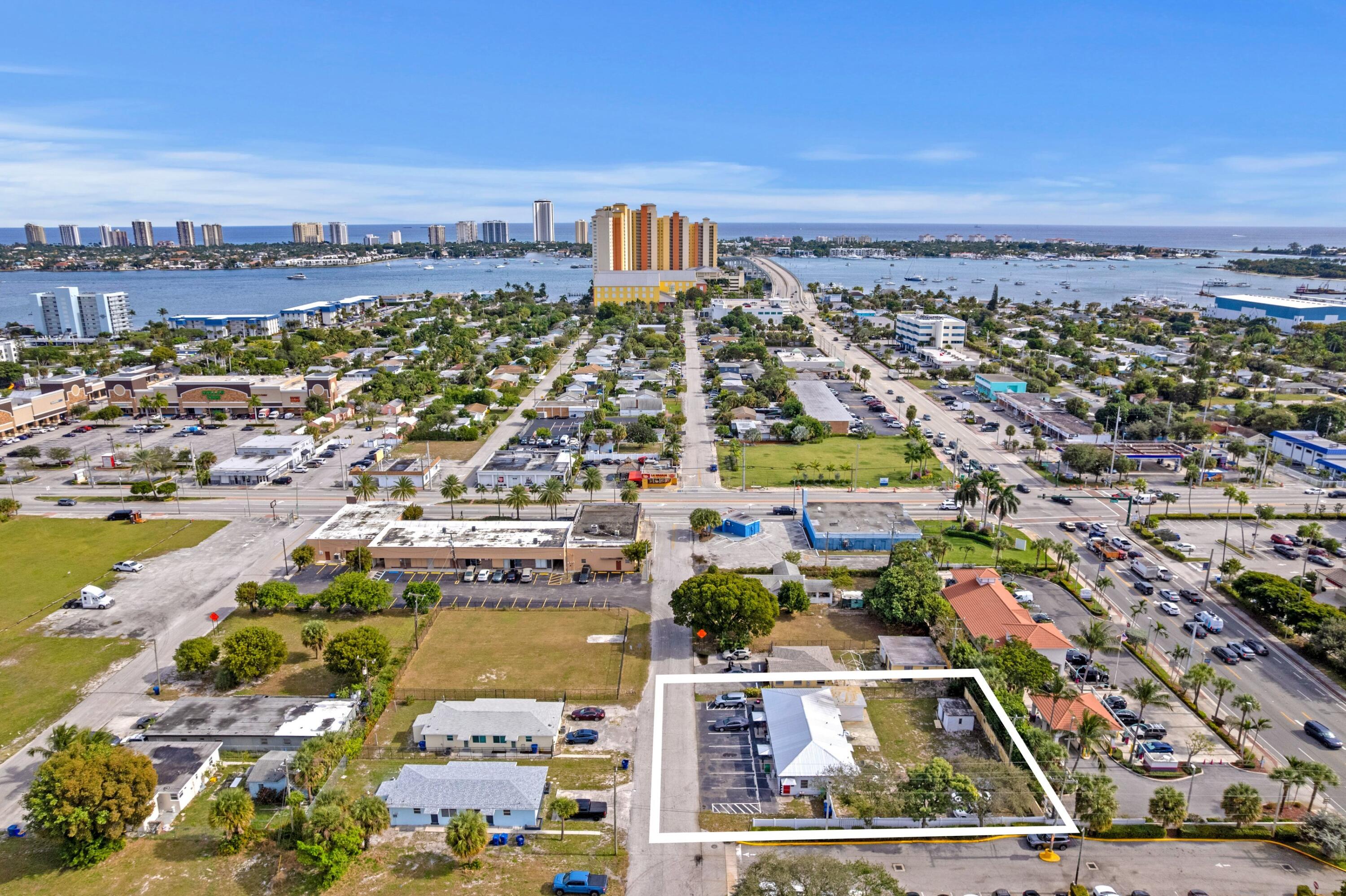 MLS #R11147494 image #1