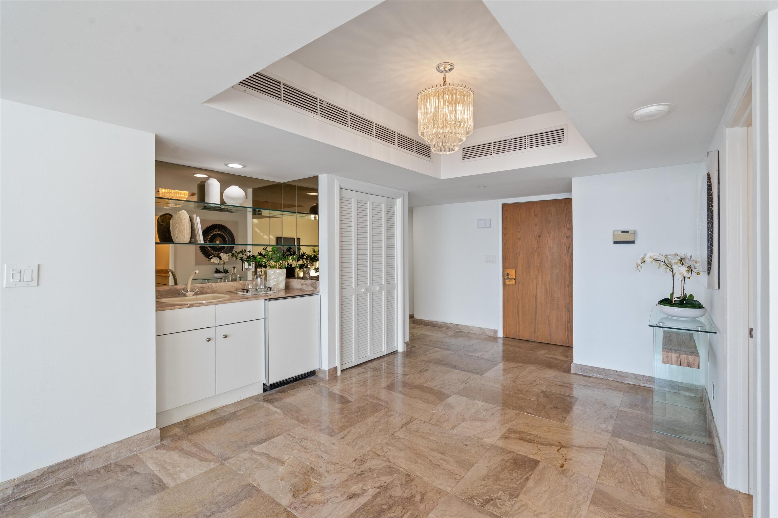 MLS #R11147649 image #3