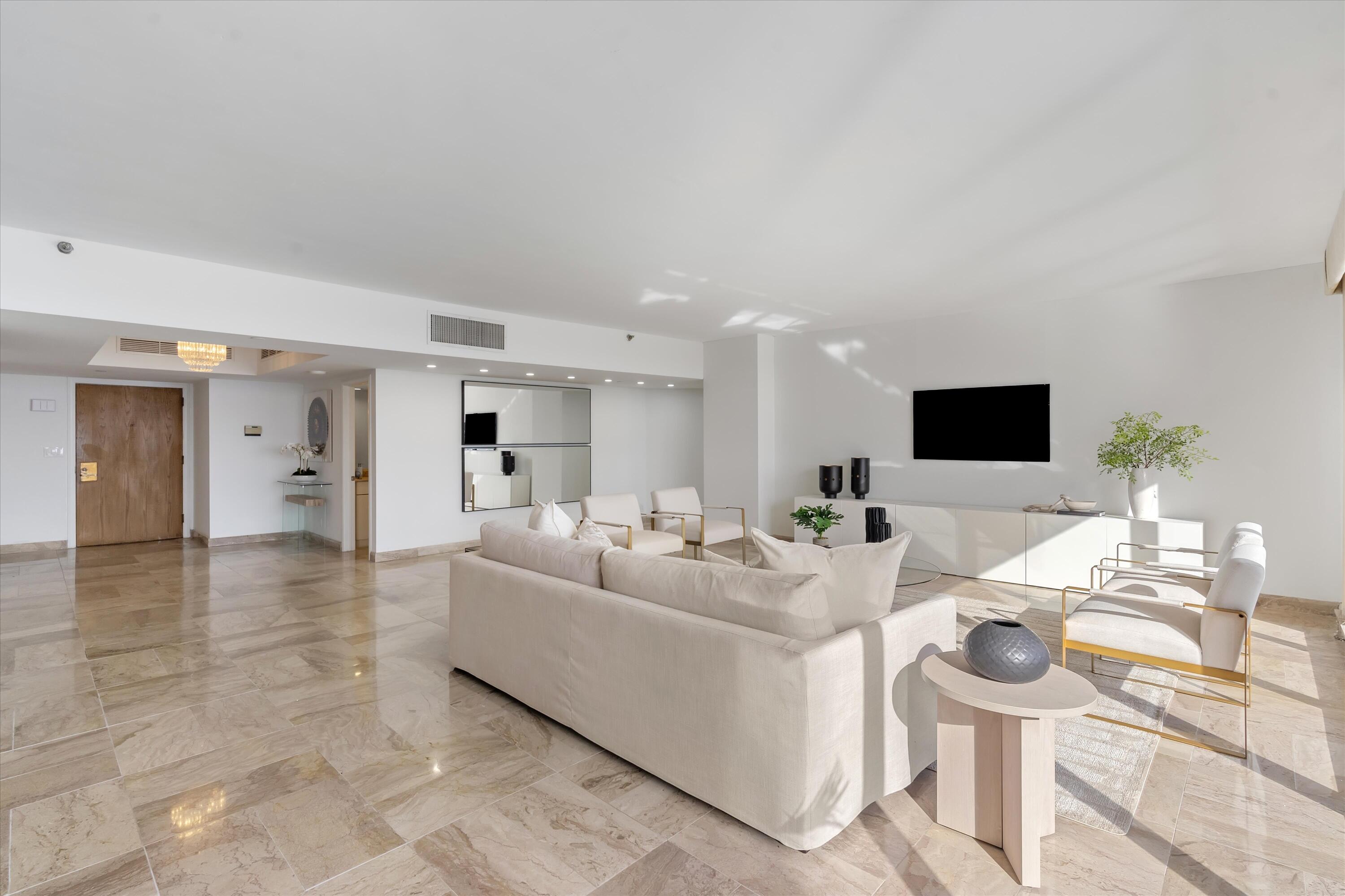 MLS #R11147649 image #5