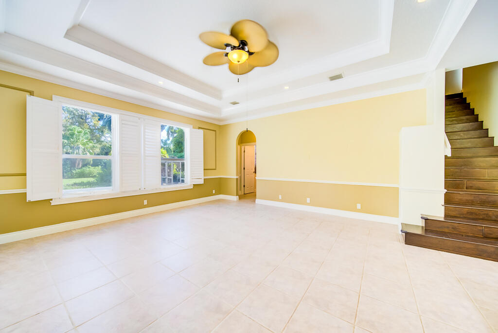 MLS #R11147655 image #16