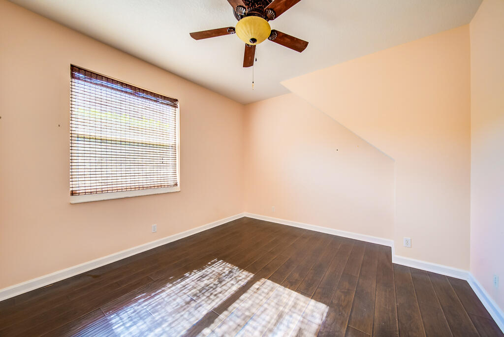 MLS #R11147655 image #34