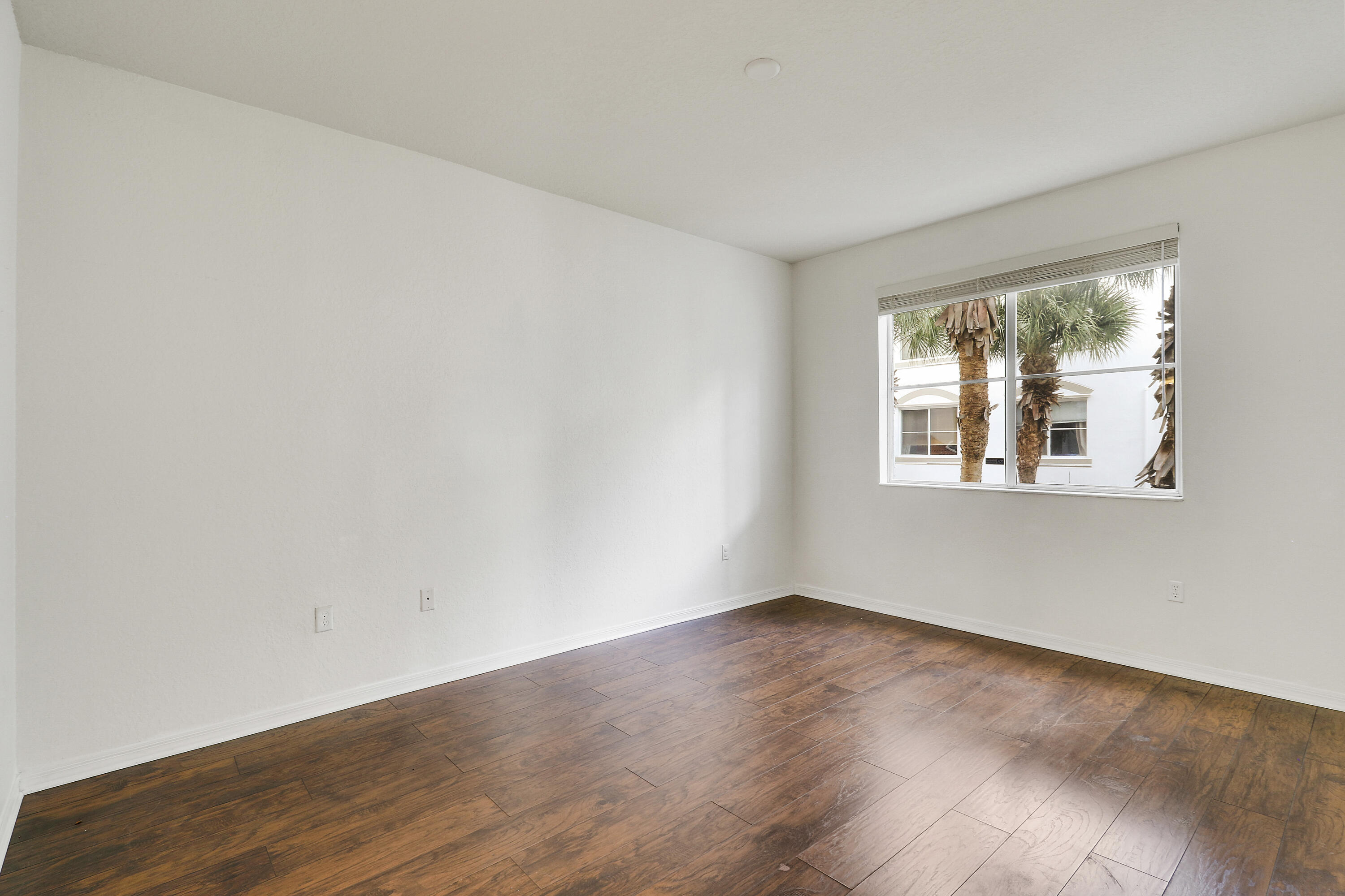 MLS #R11147658 image #16