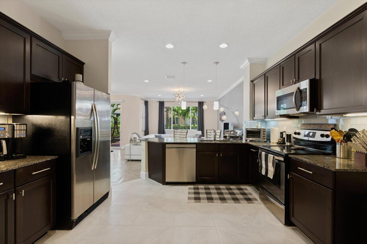 MLS #R11147699 image #3