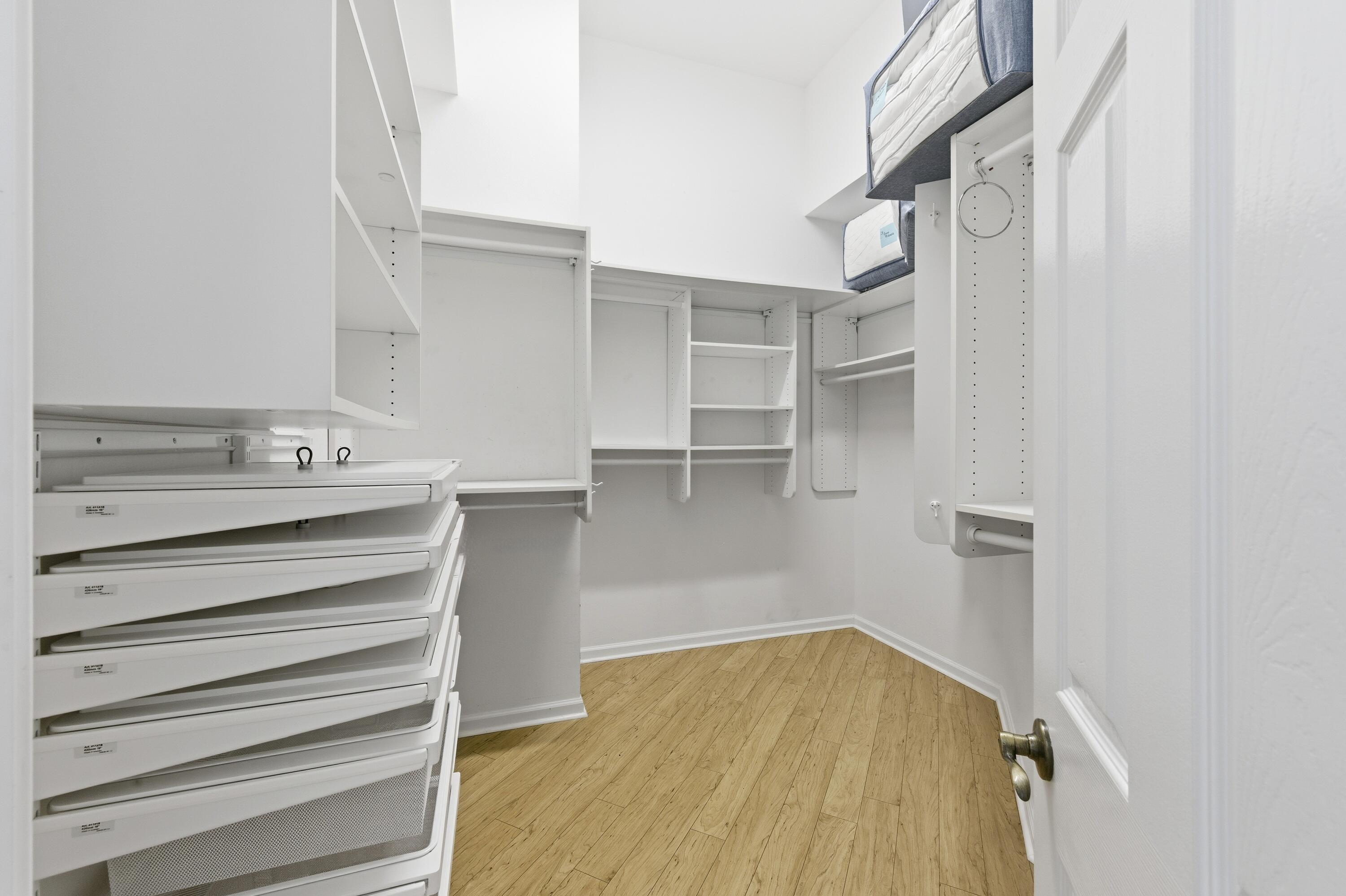 MLS #R11147723 image #25