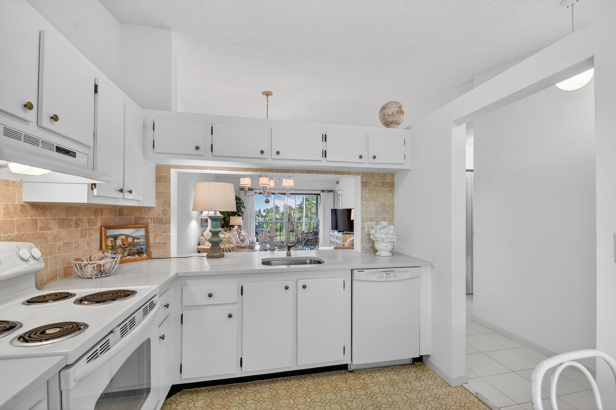 MLS #R11147897 image #5