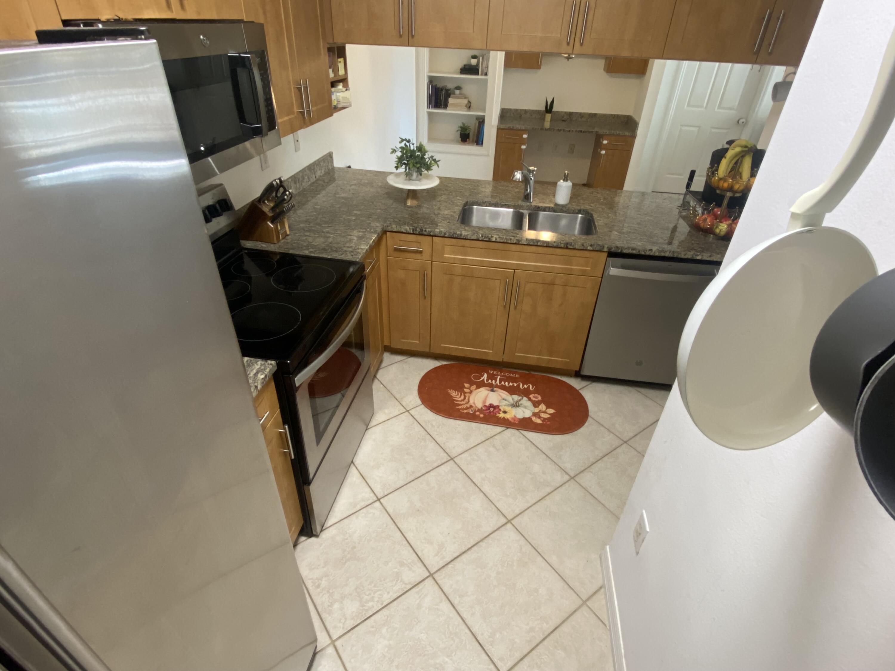 MLS #R11147911 image #16