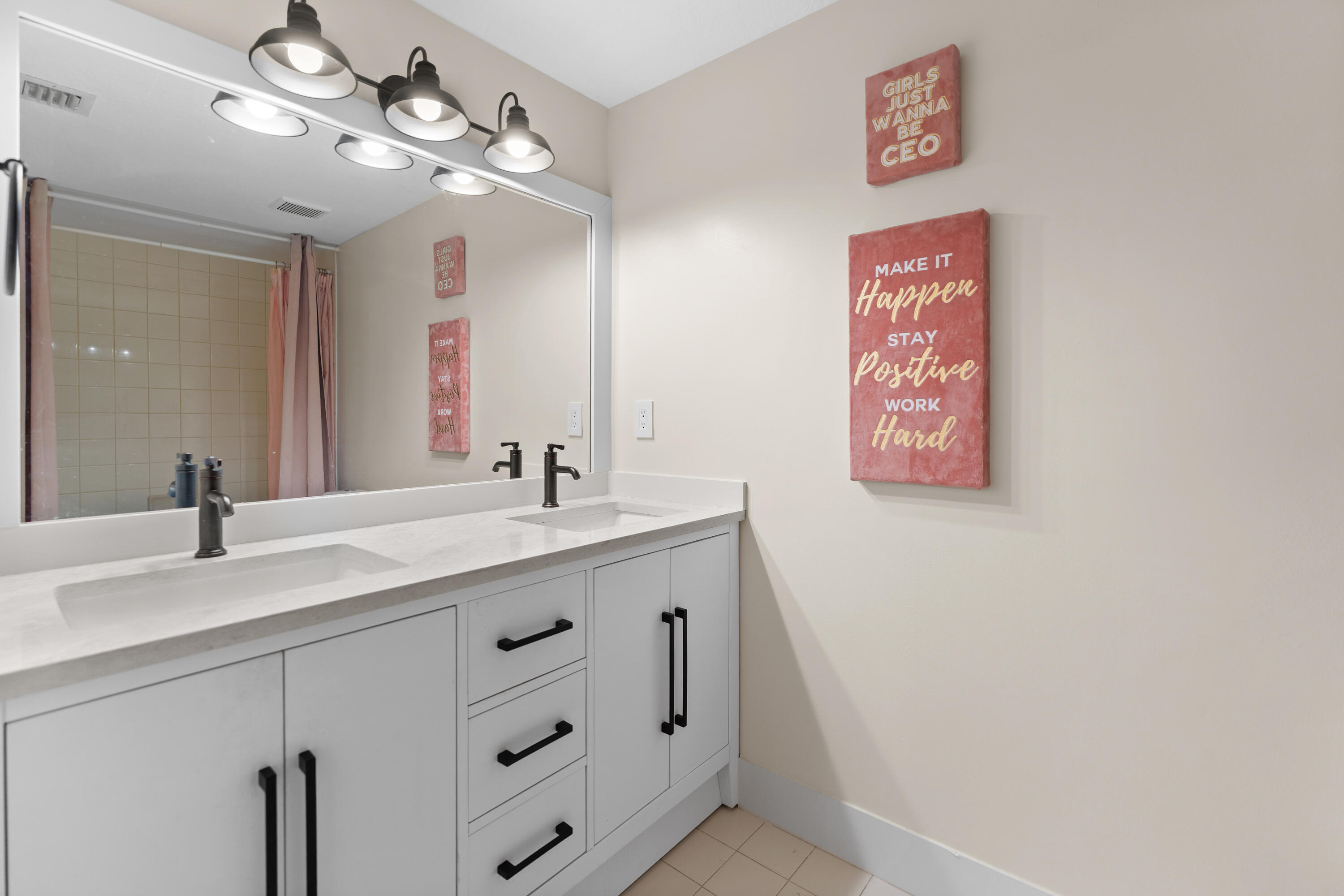 MLS #R11147973 image #22