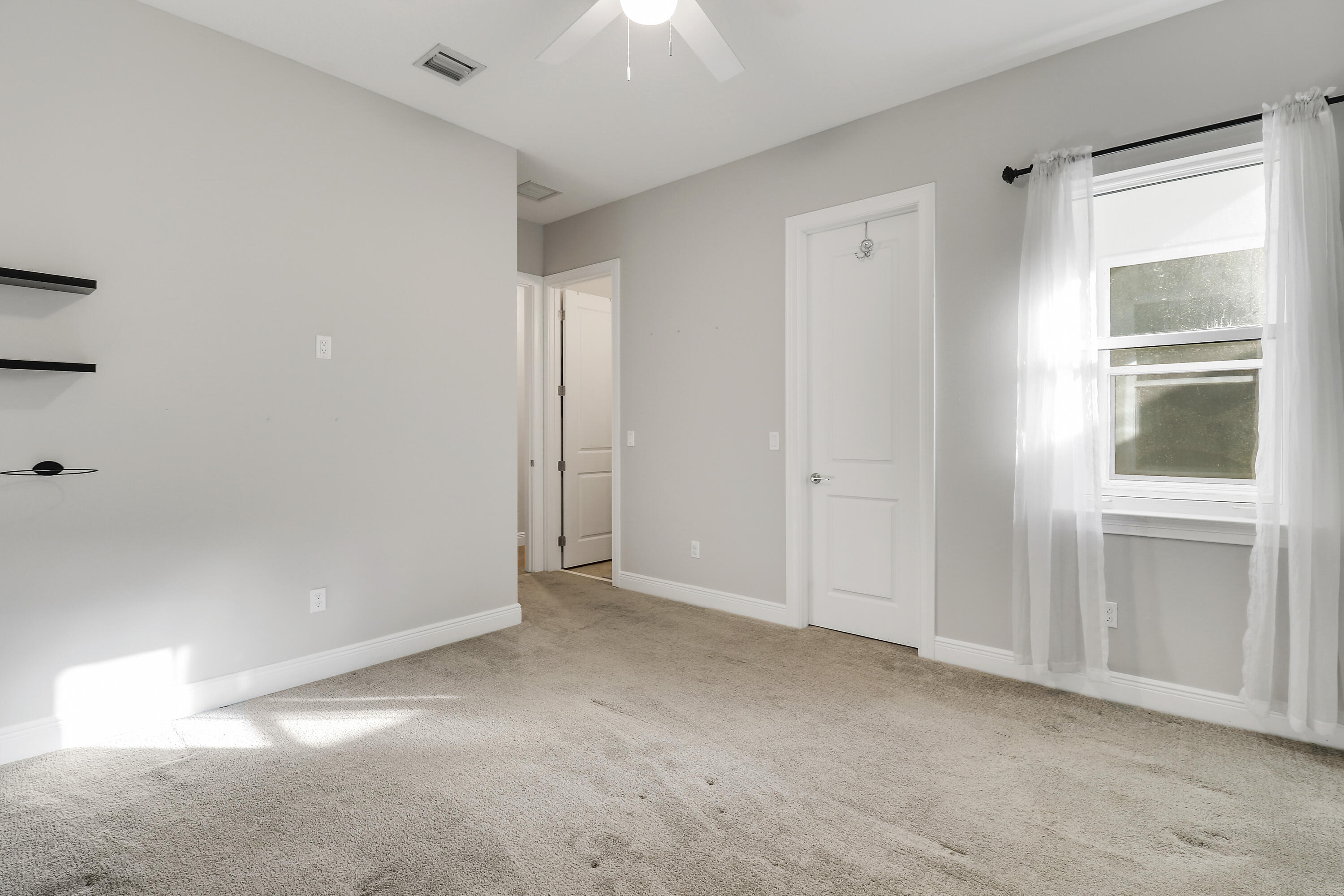 MLS #R11148074 image #32