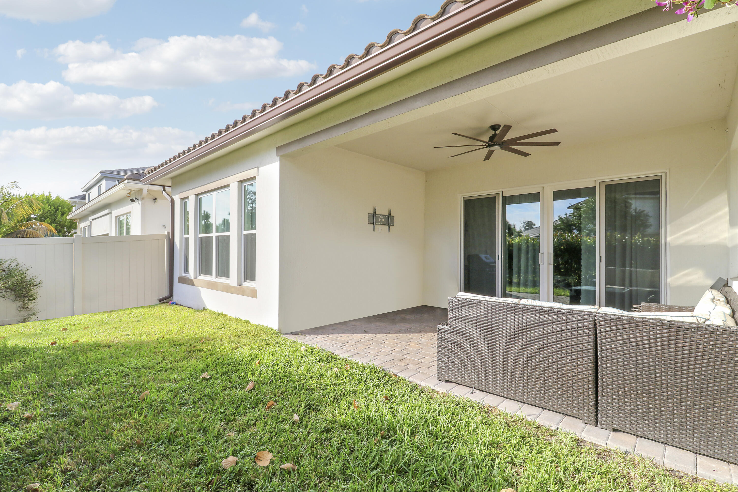 MLS #R11148074 image #36