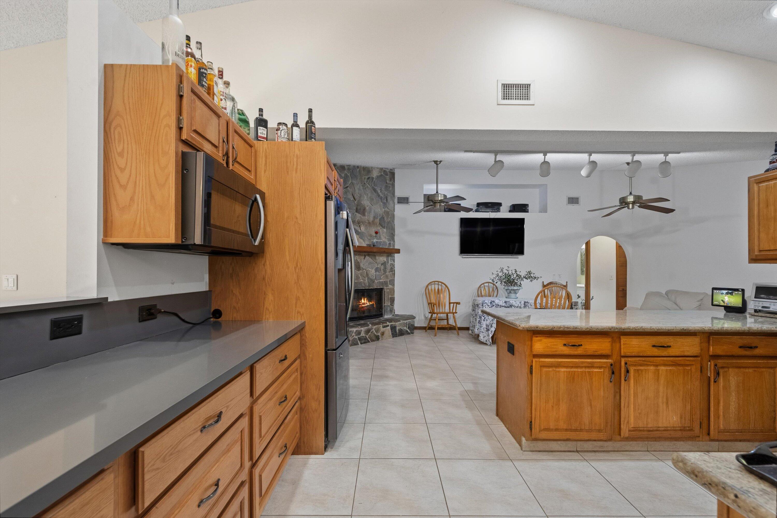 MLS #R11148203 image #14