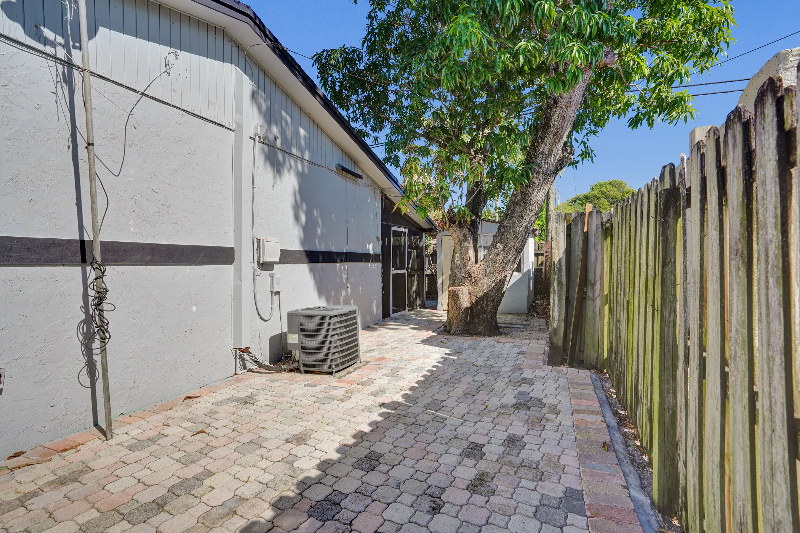 MLS #R11148345 image #9