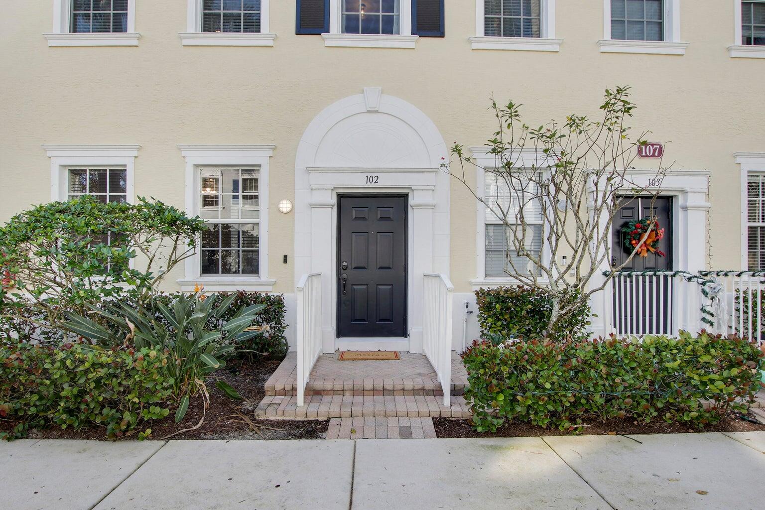 MLS #R11148371 image #1