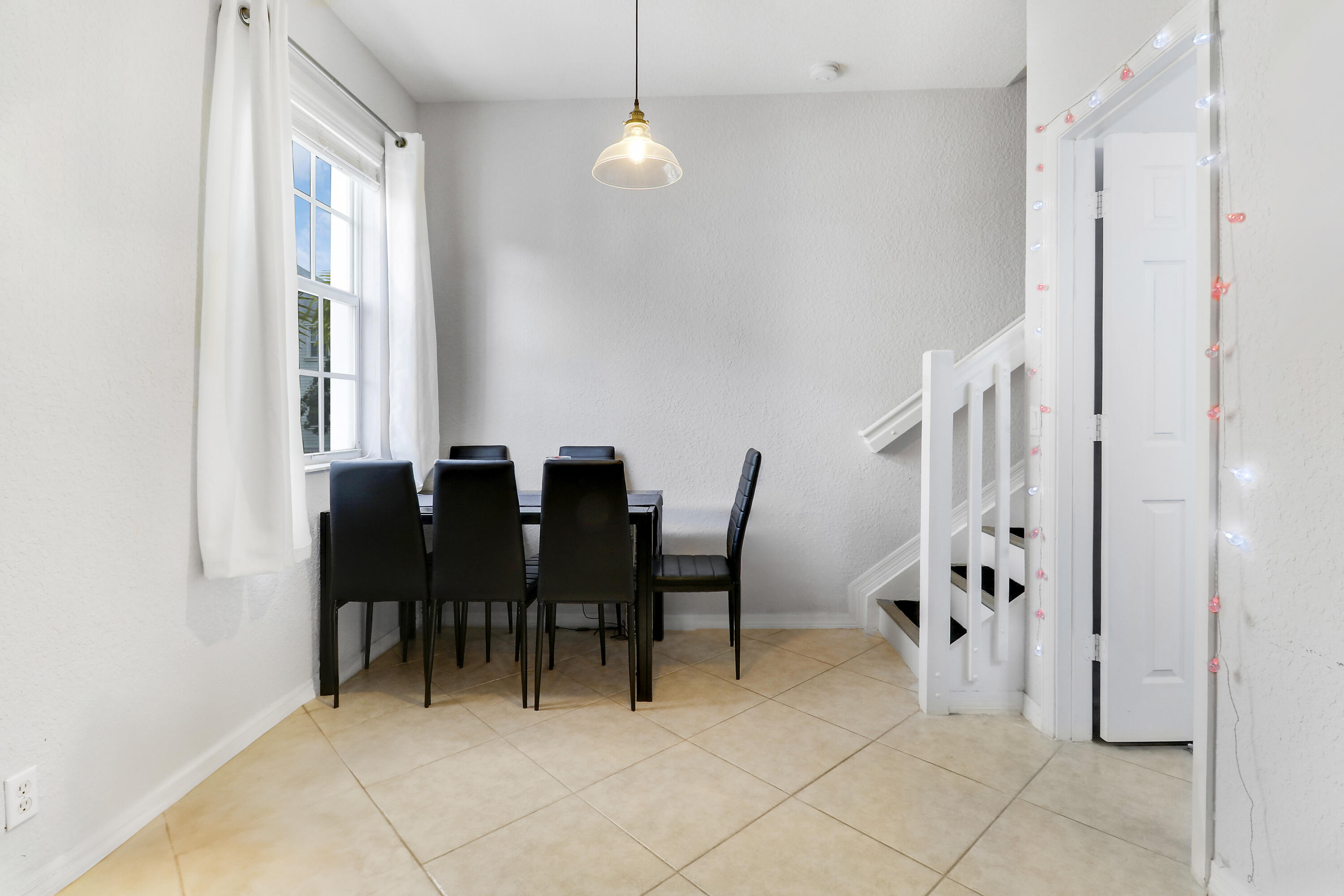 MLS #R11148371 image #11