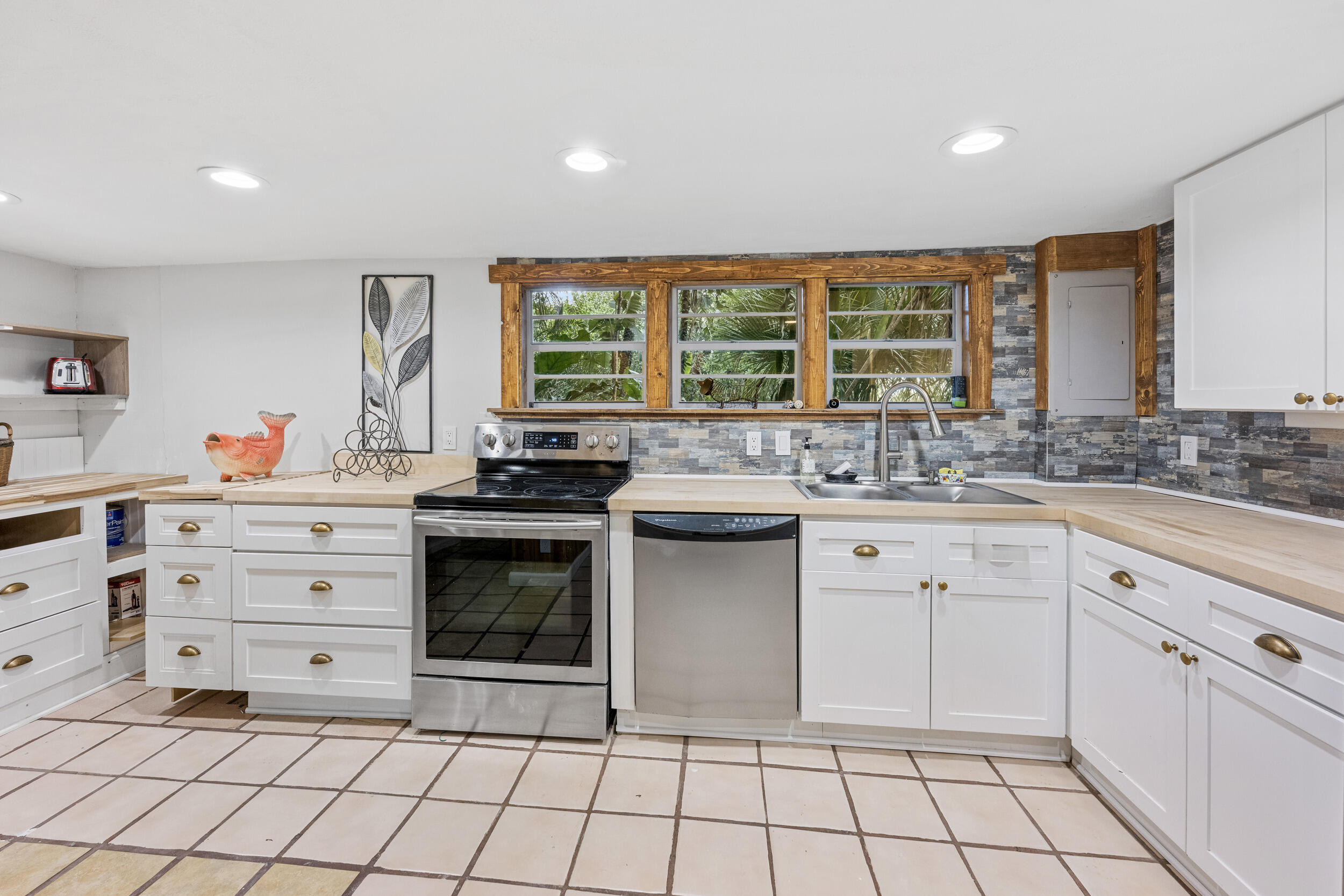 MLS #R11148485 image #20