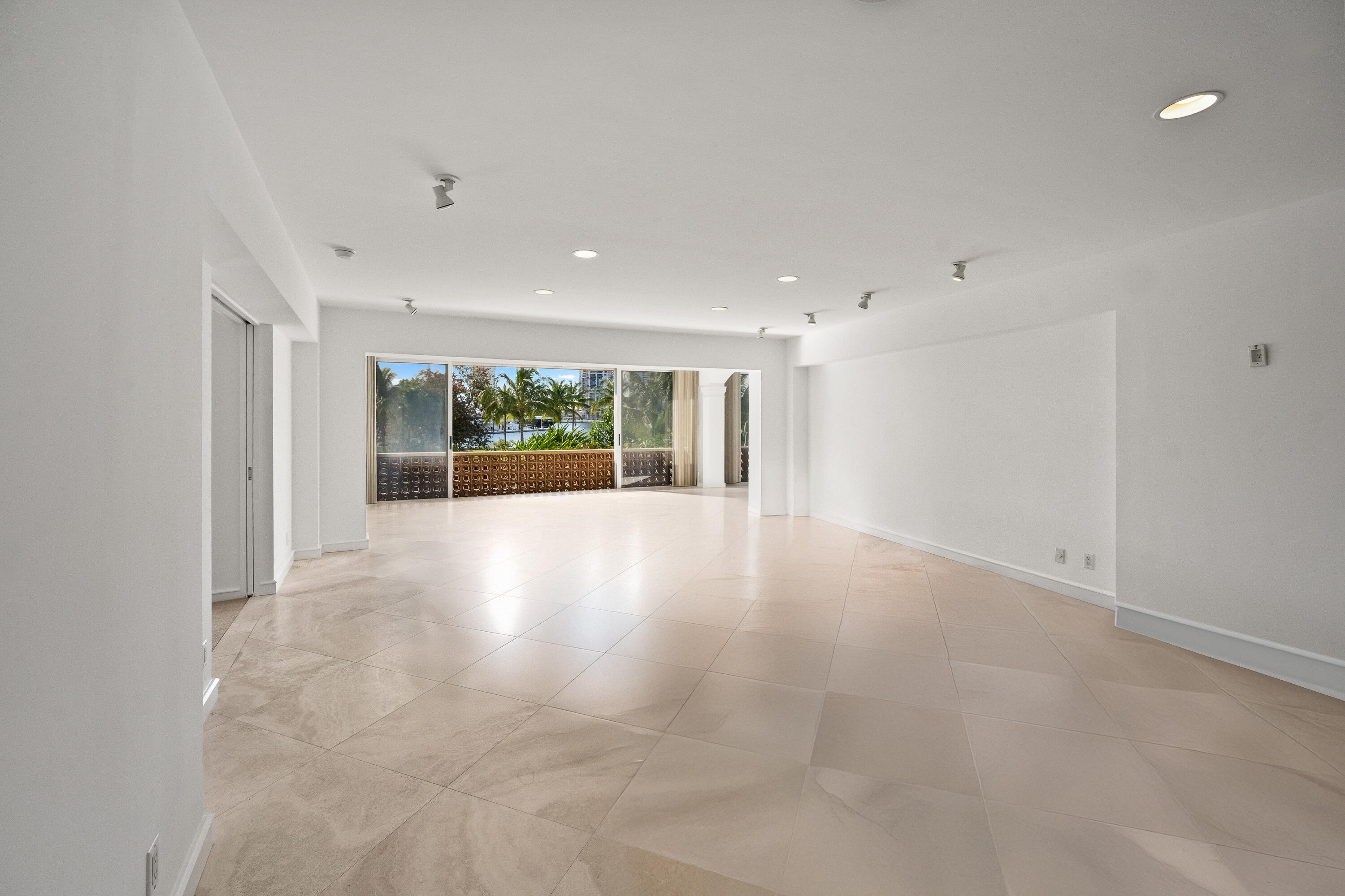 MLS #R11148591 image #3