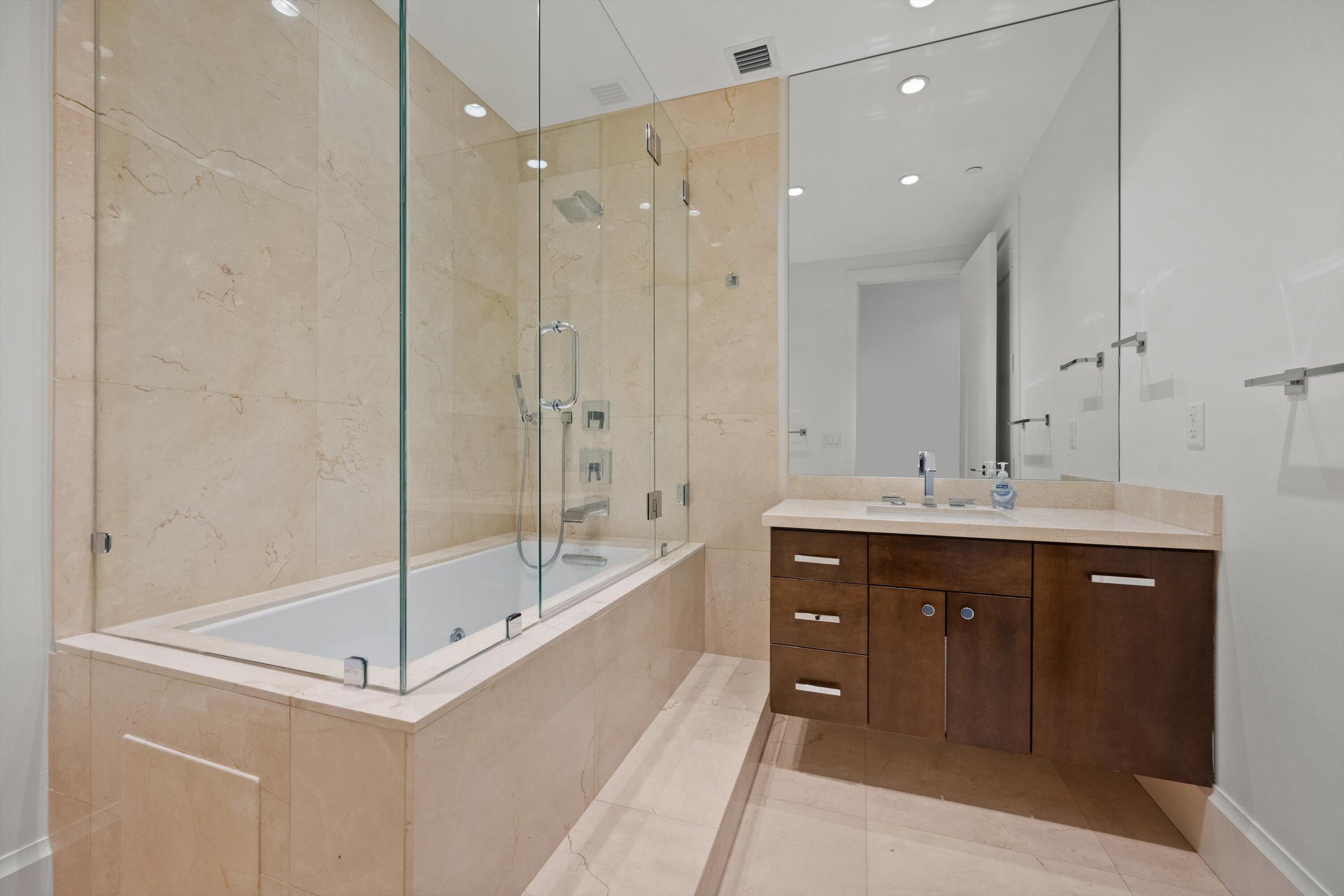 MLS #R11148644 image #25