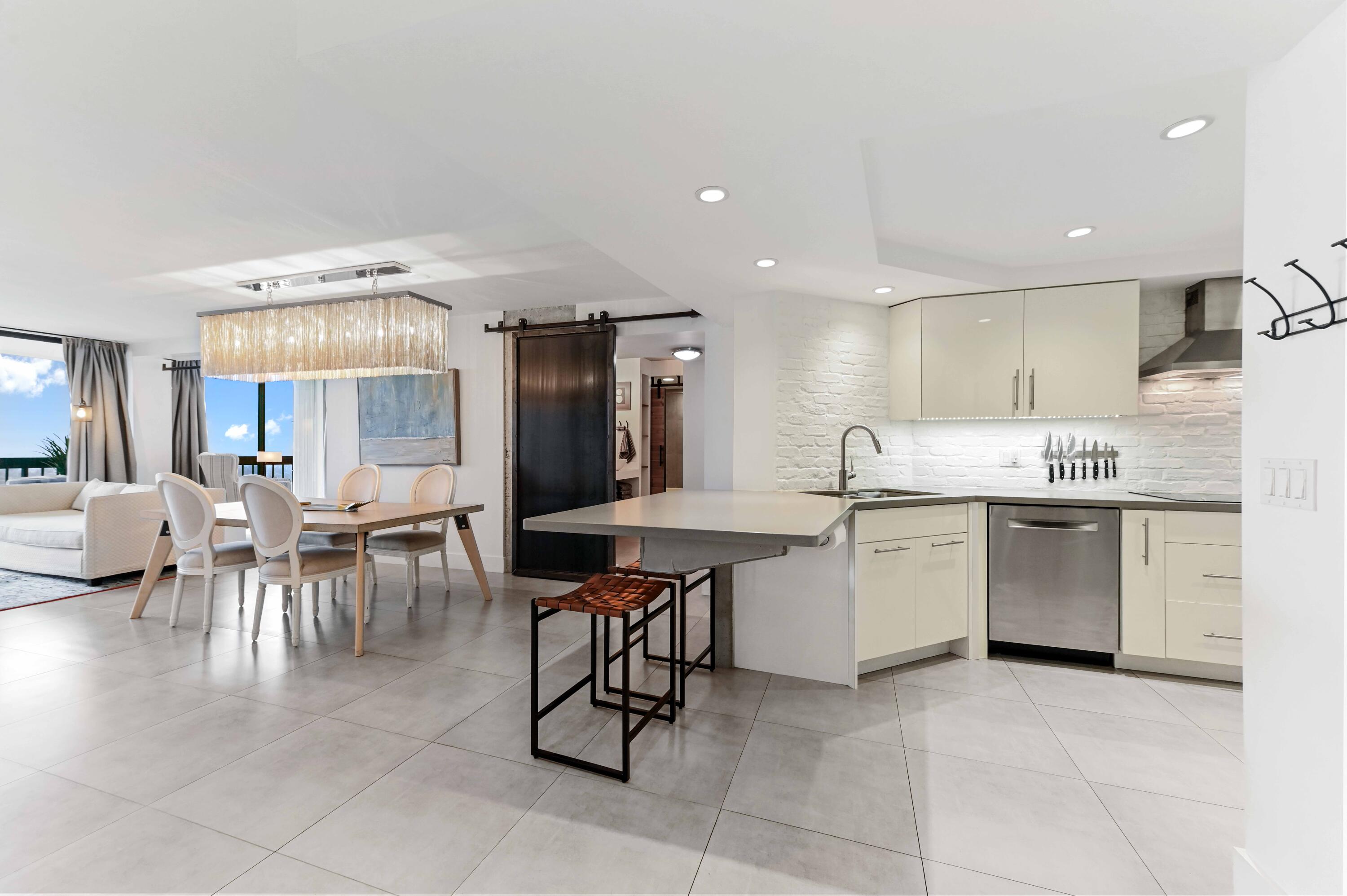 MLS #R11148721 image #2