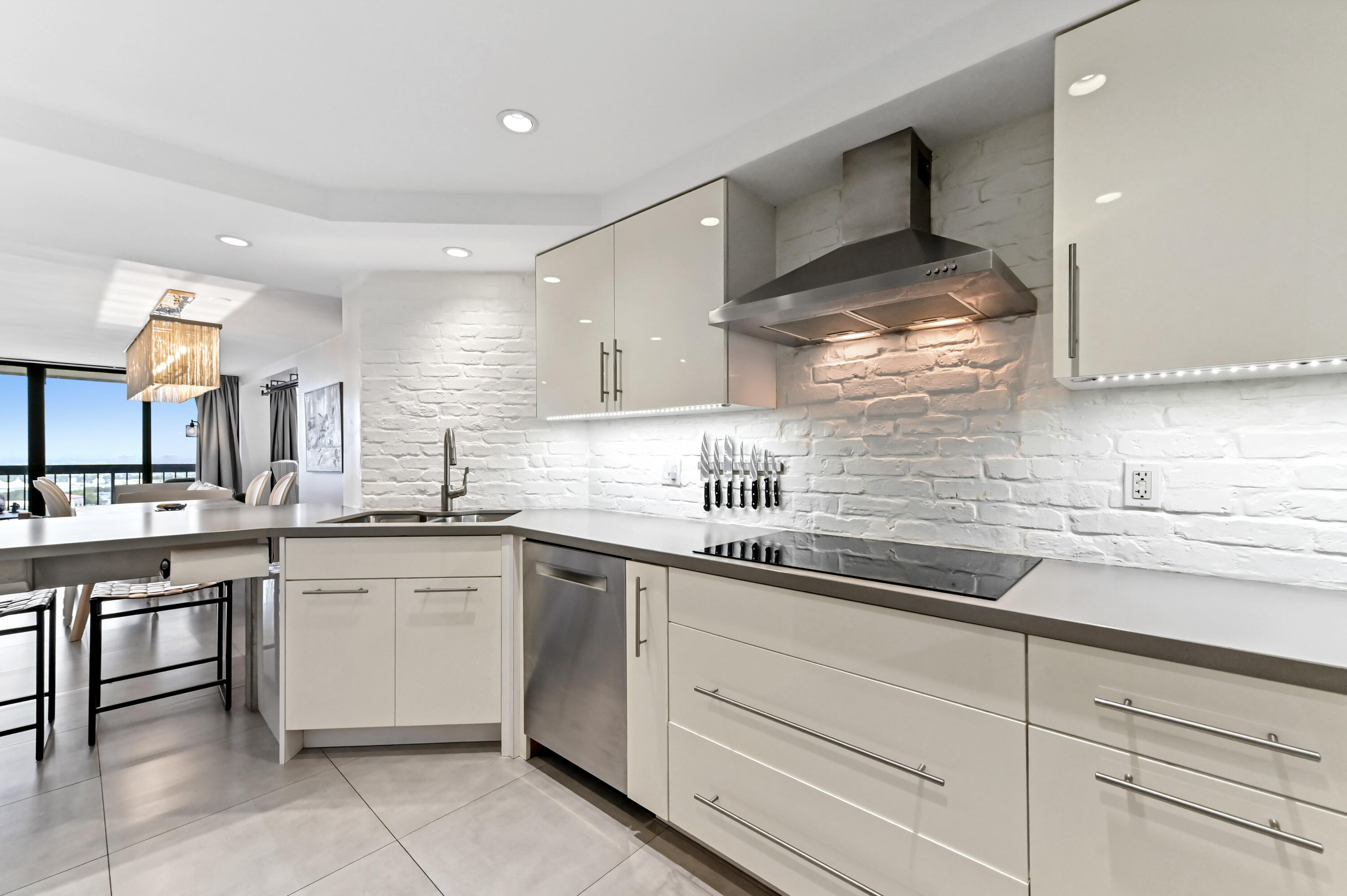 MLS #R11148721 image #4