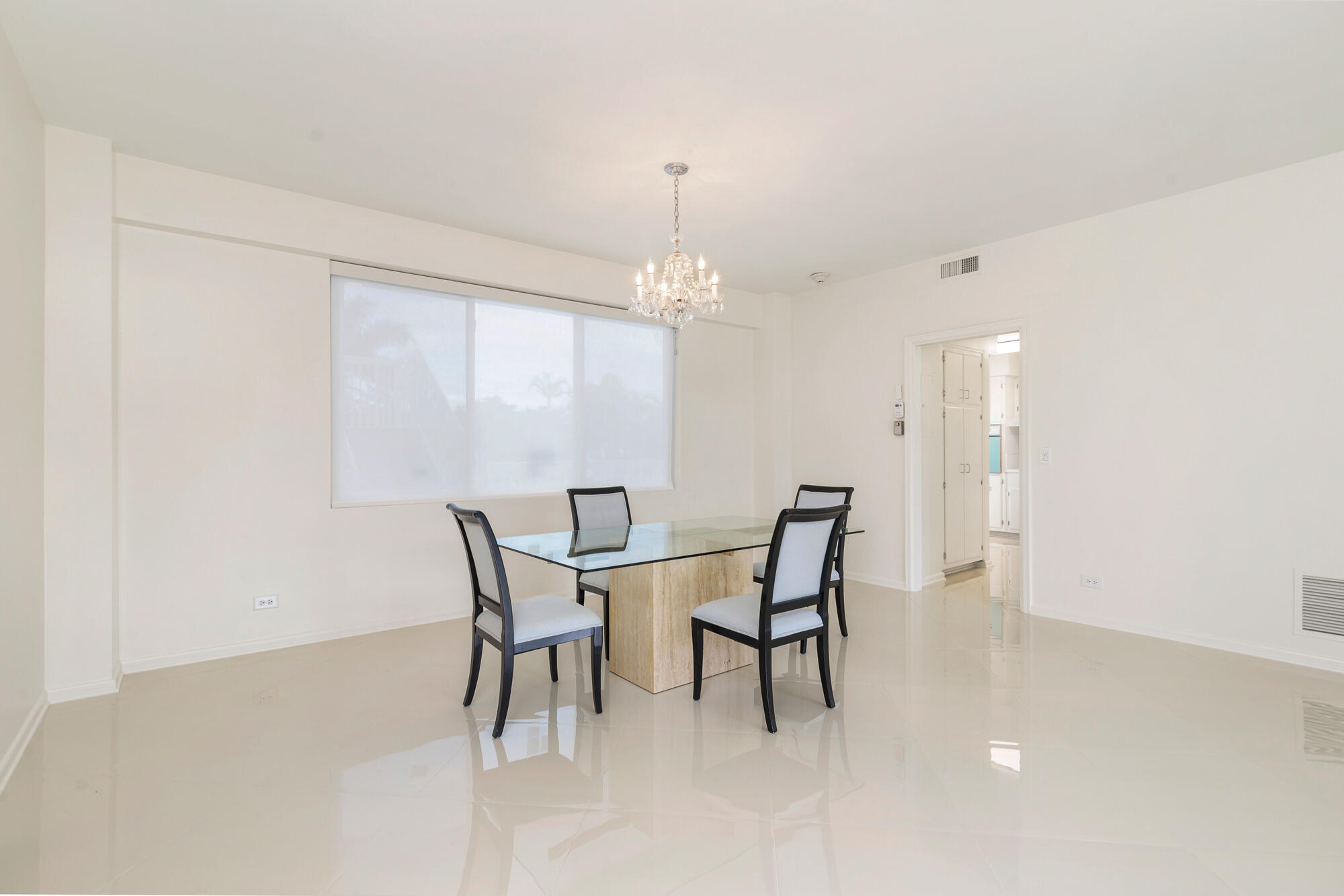 MLS #R11148814 image #5