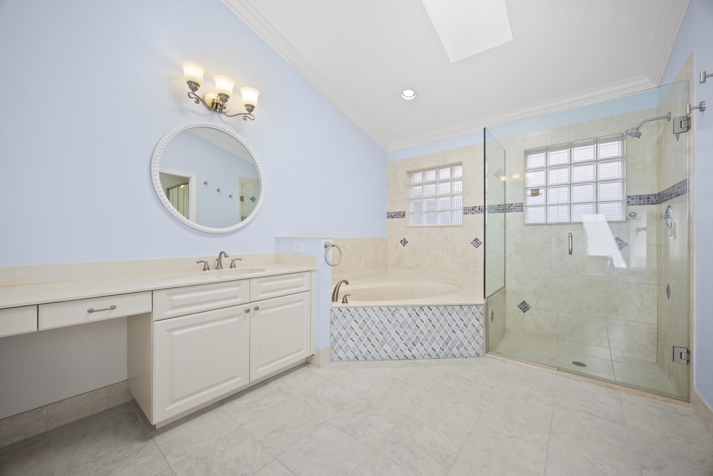 MLS #R11148840 image #43