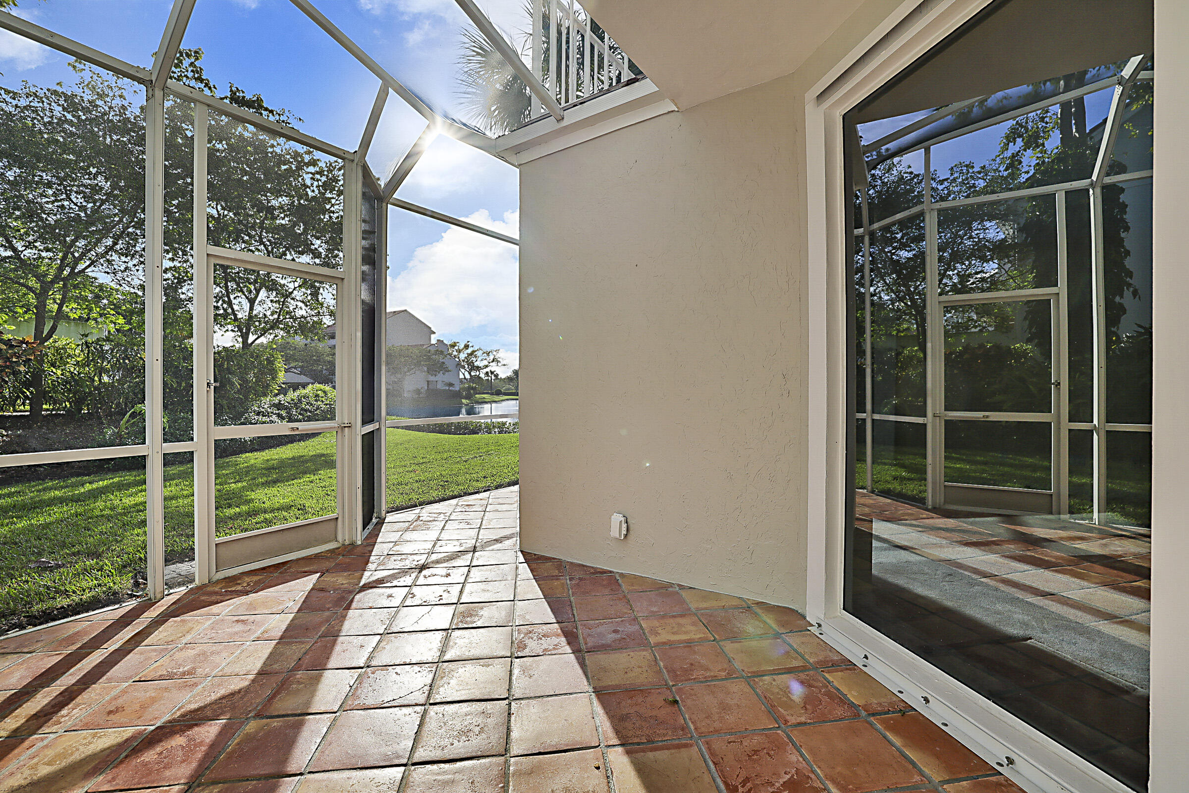 MLS #R11148873 image #11