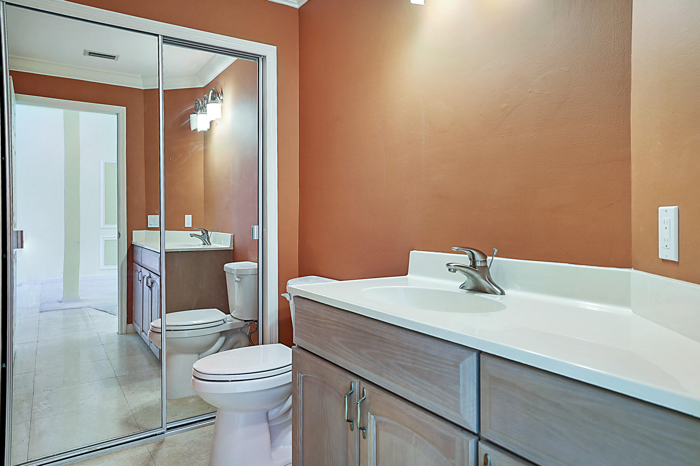 MLS #R11148873 image #13