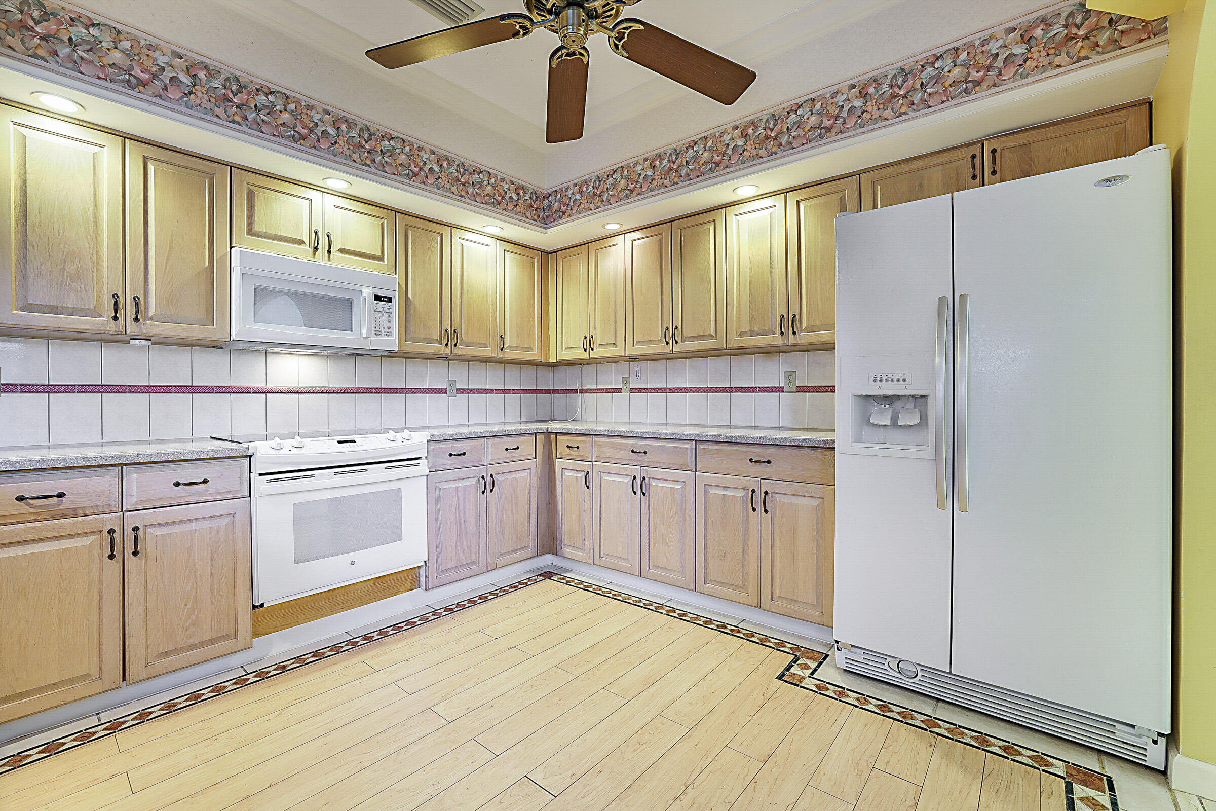 MLS #R11148873 image #14