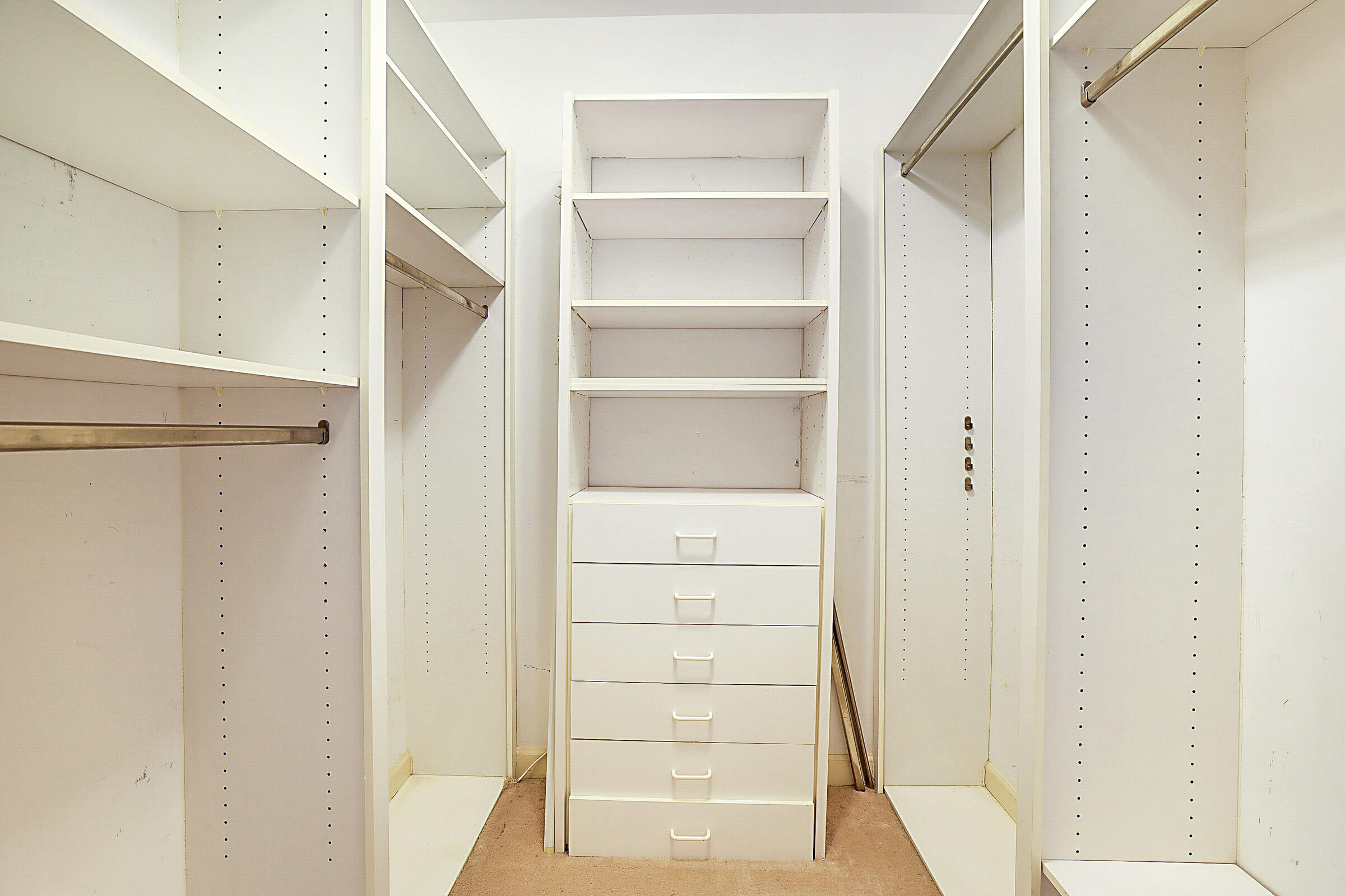 MLS #R11148873 image #32