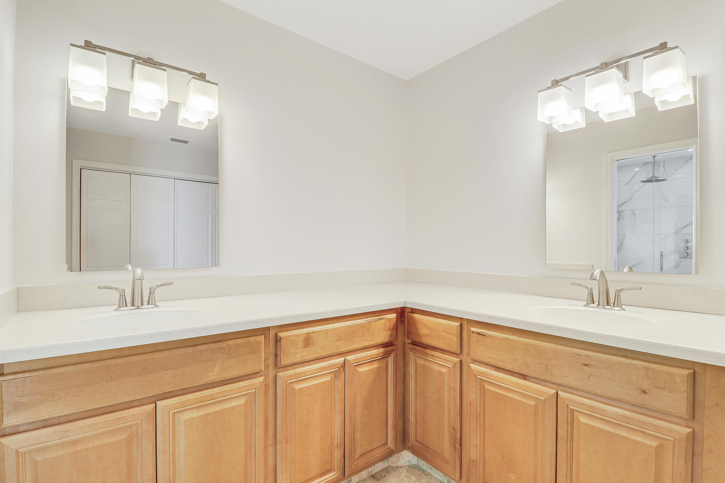 MLS #R11148891 image #28