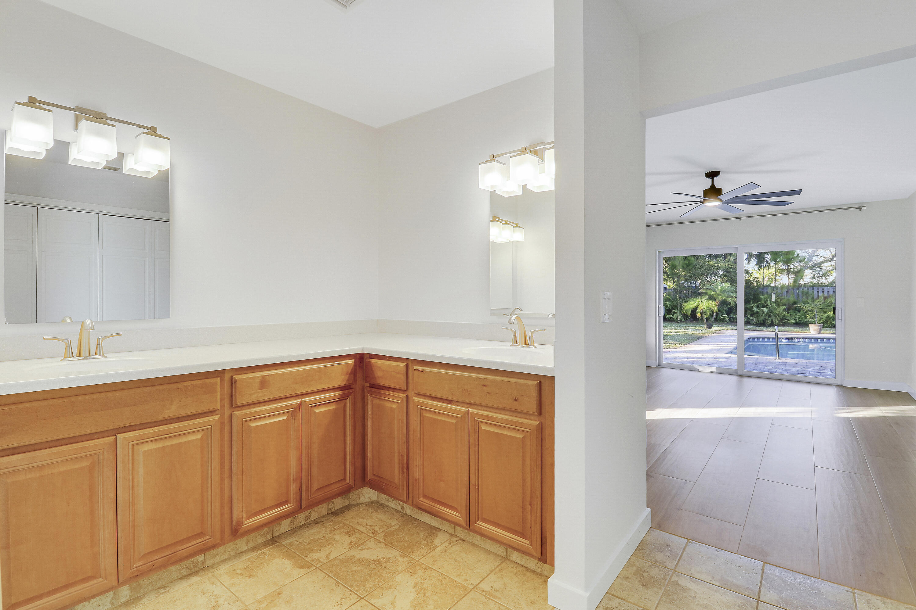 MLS #R11148891 image #29