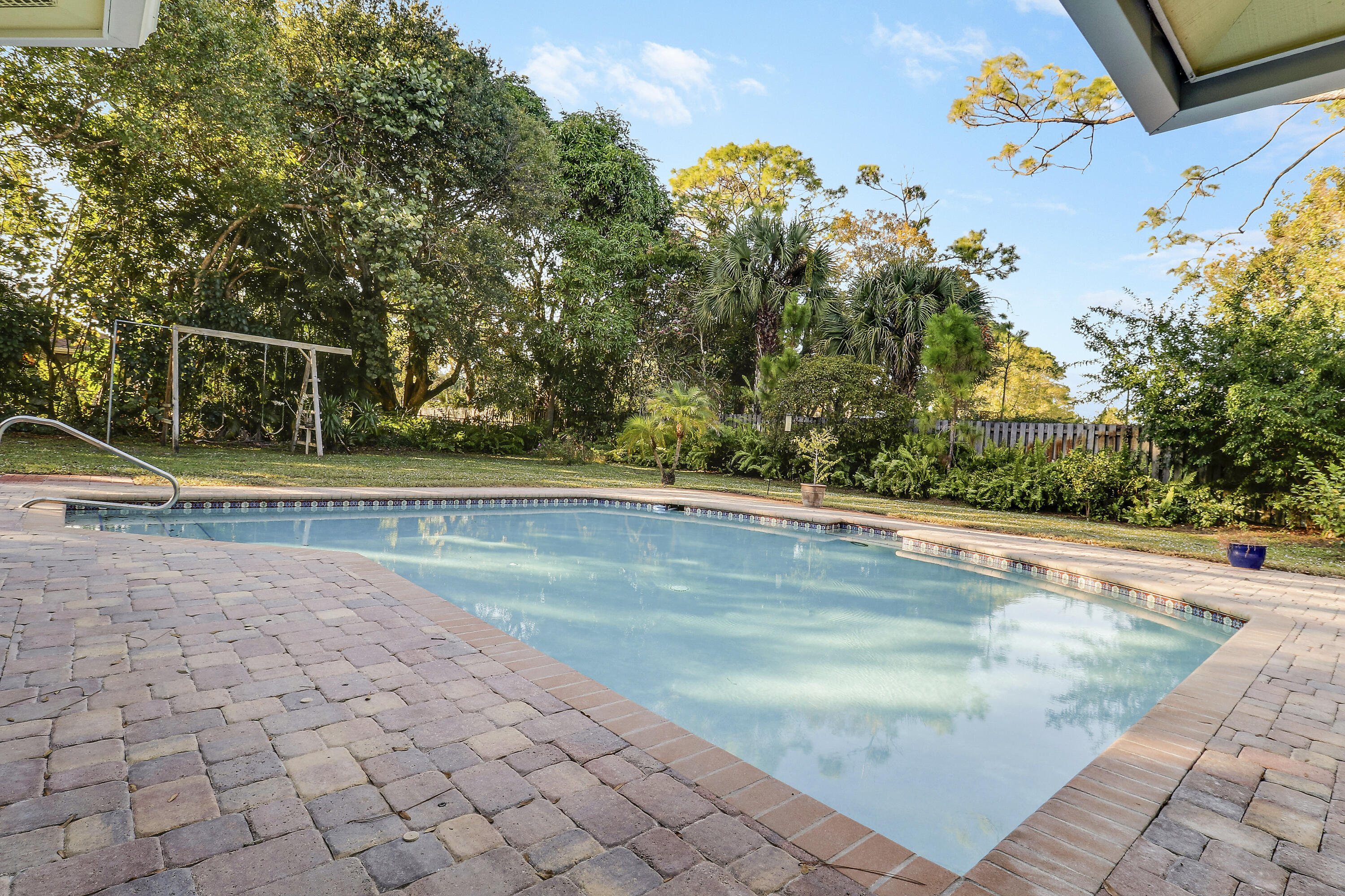 MLS #R11148891 image #44